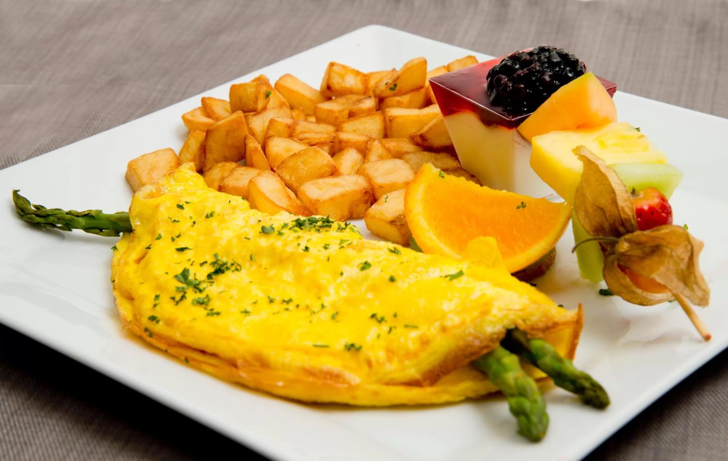 Breakfast in Hôtel Universel, Centre de congrès Rivière-du-Loup