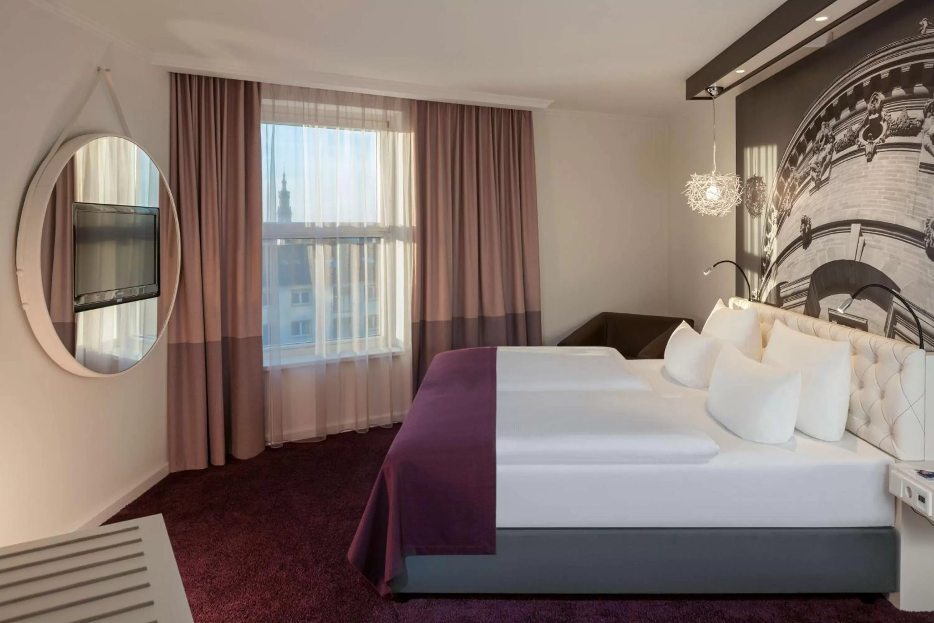 Photo of the whole room, Bed in Dorint Kongresshotel Mannheim