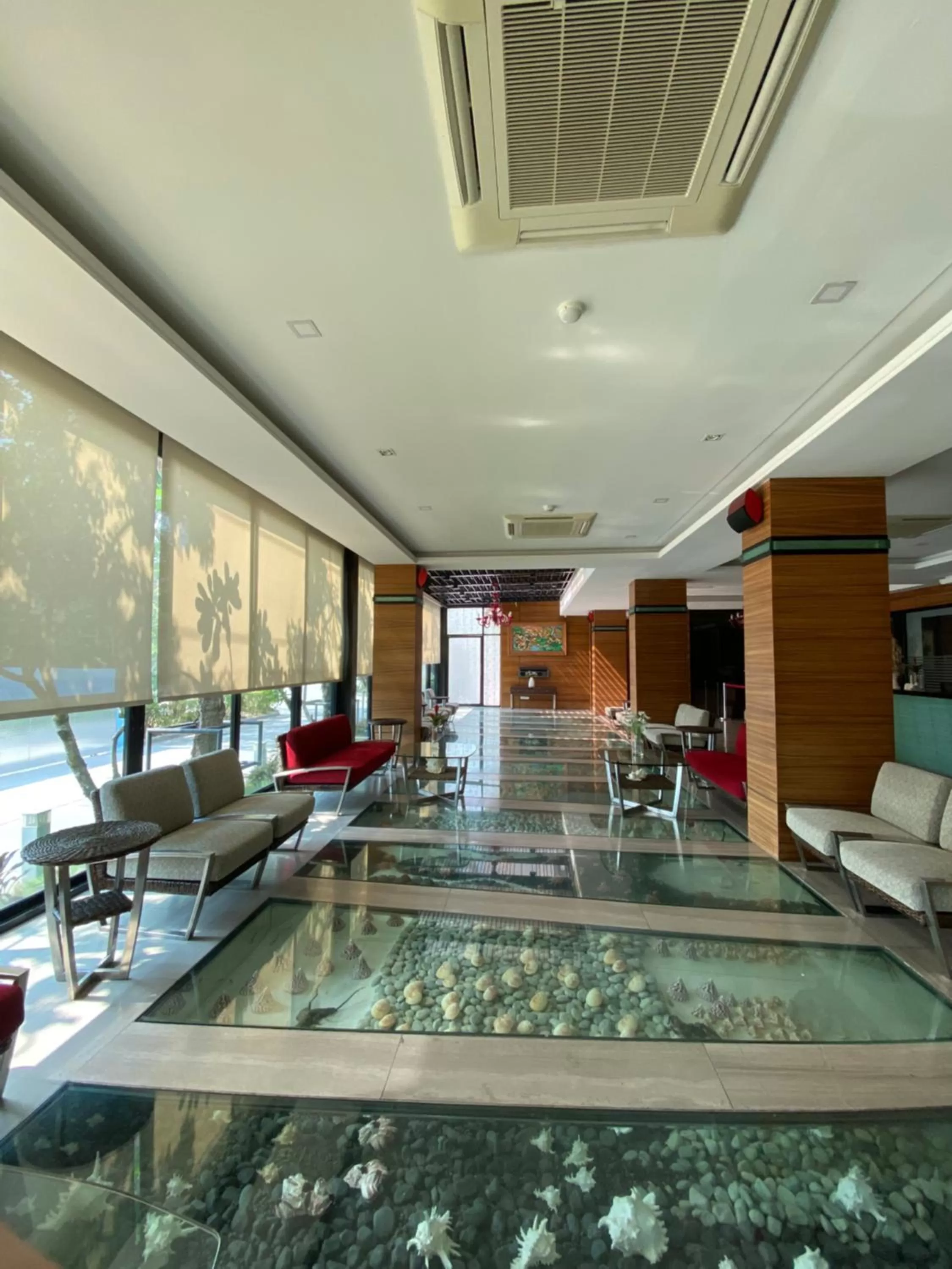 Lobby or reception in Le Vernissage by Goad Avadhess Hospitality