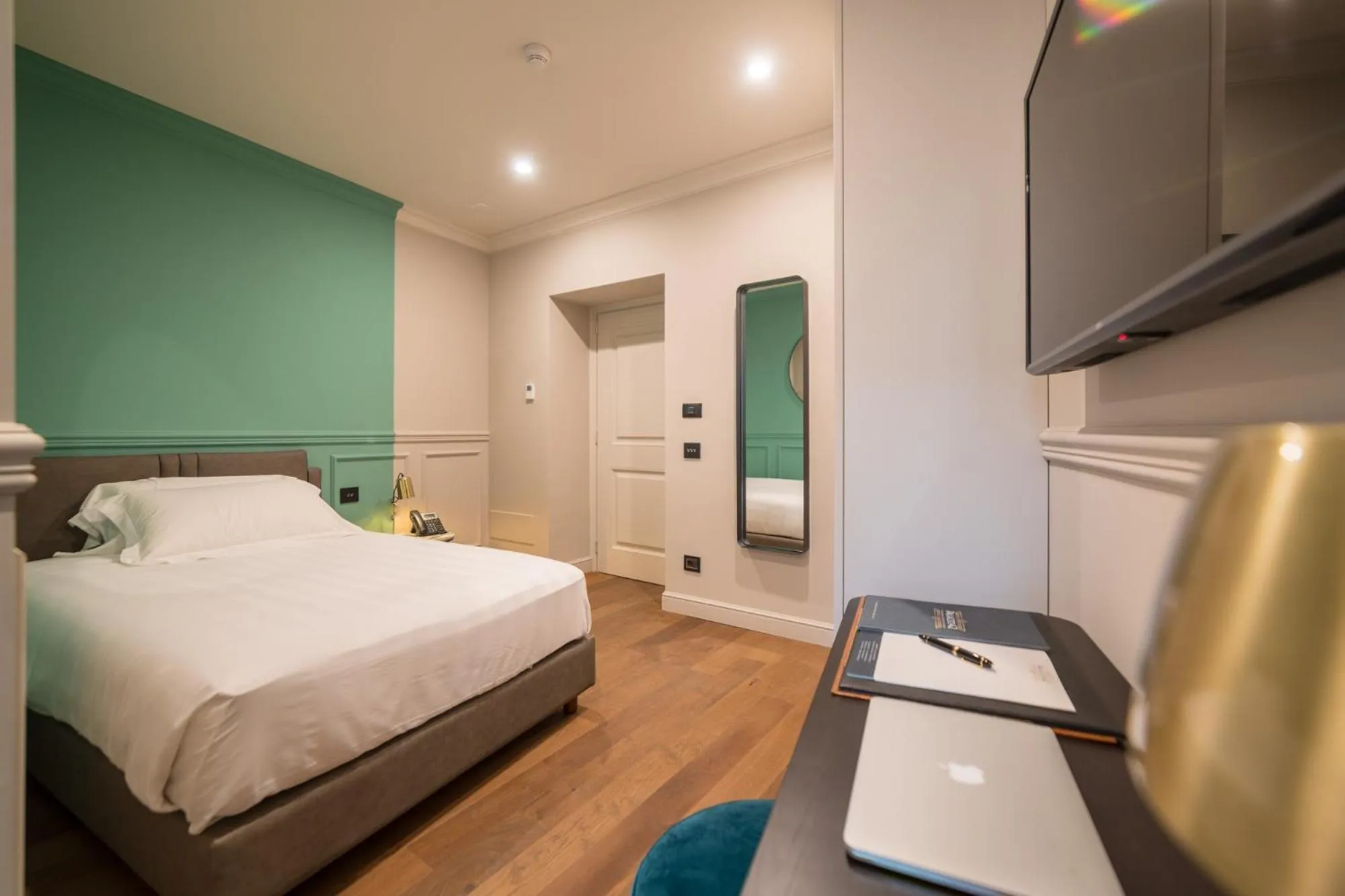 Bed in Palazzo 42 - Boutique Hotel & Suites