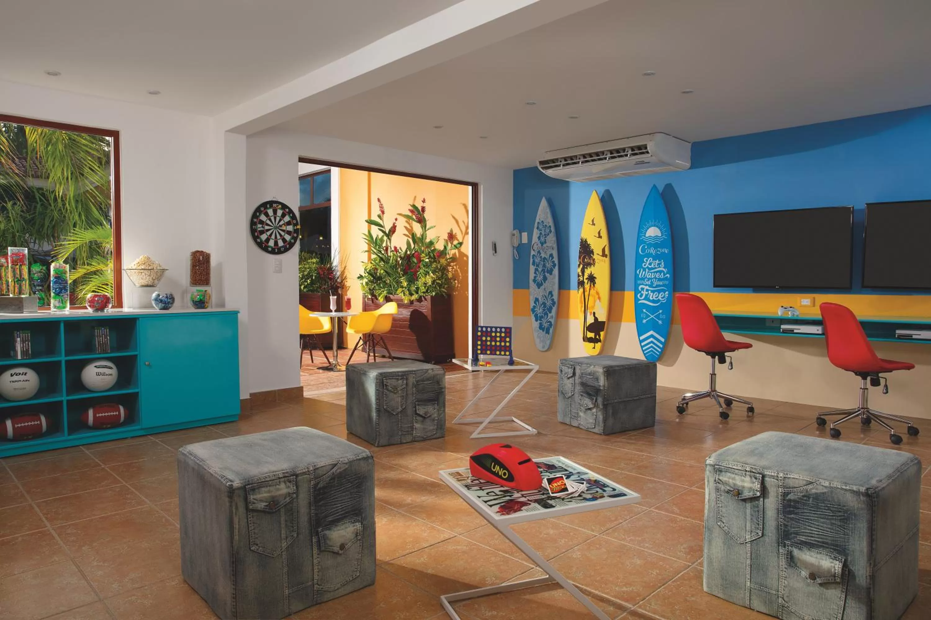 Entertainment in Dreams Tulum Resort & Spa