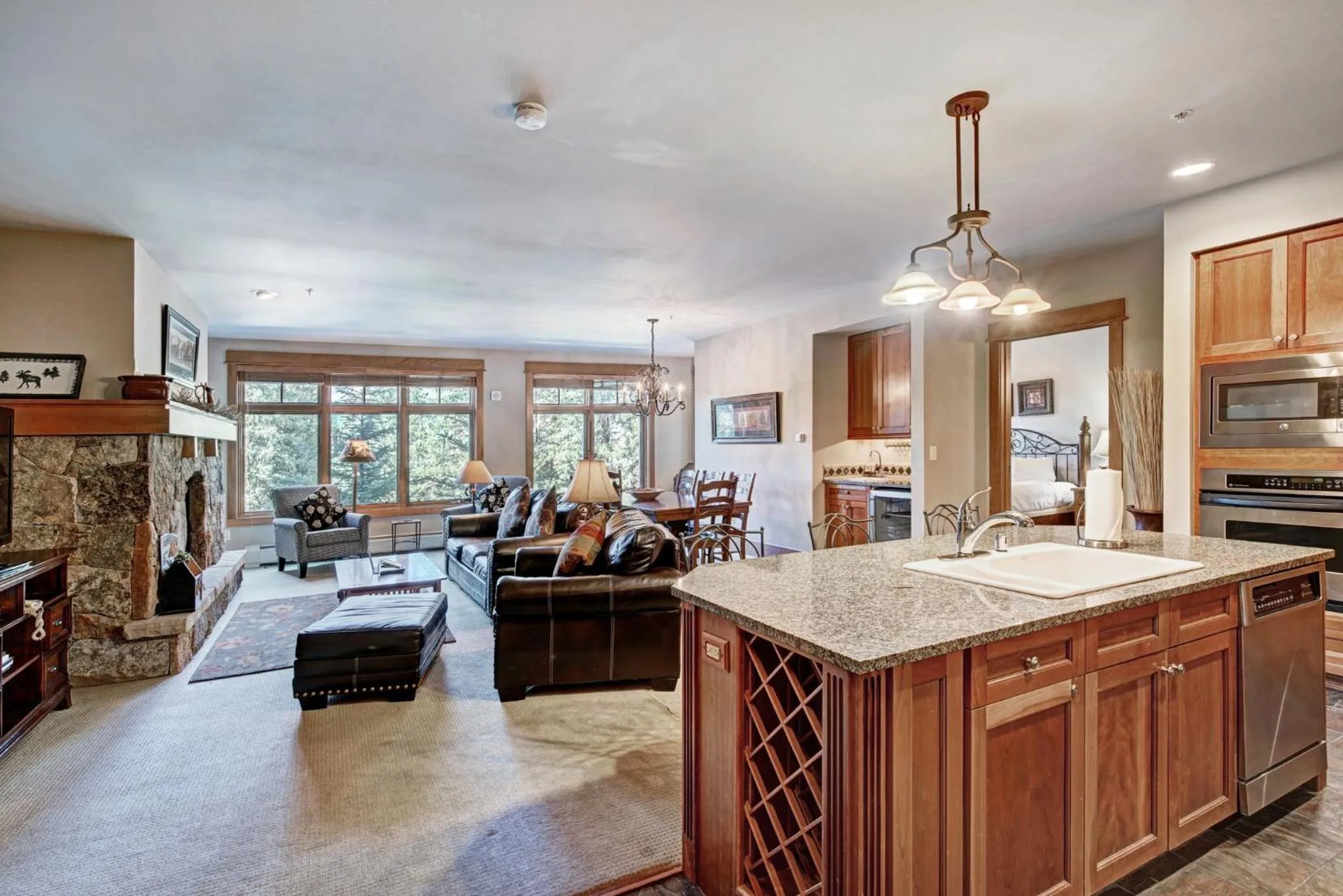 Kitchen or kitchenette in Timbers & Lone Eagle by Vail Resorts