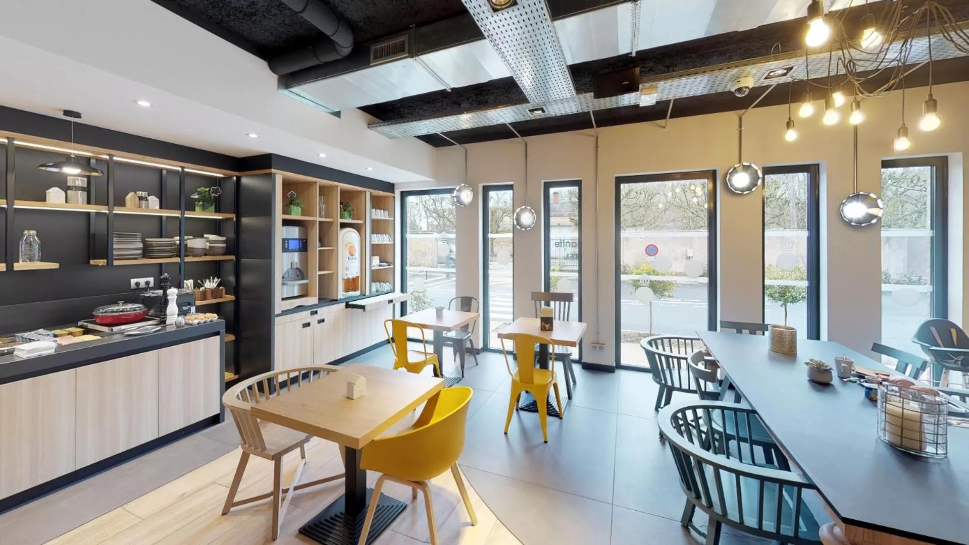 Seating area in Campanile Fontainebleau