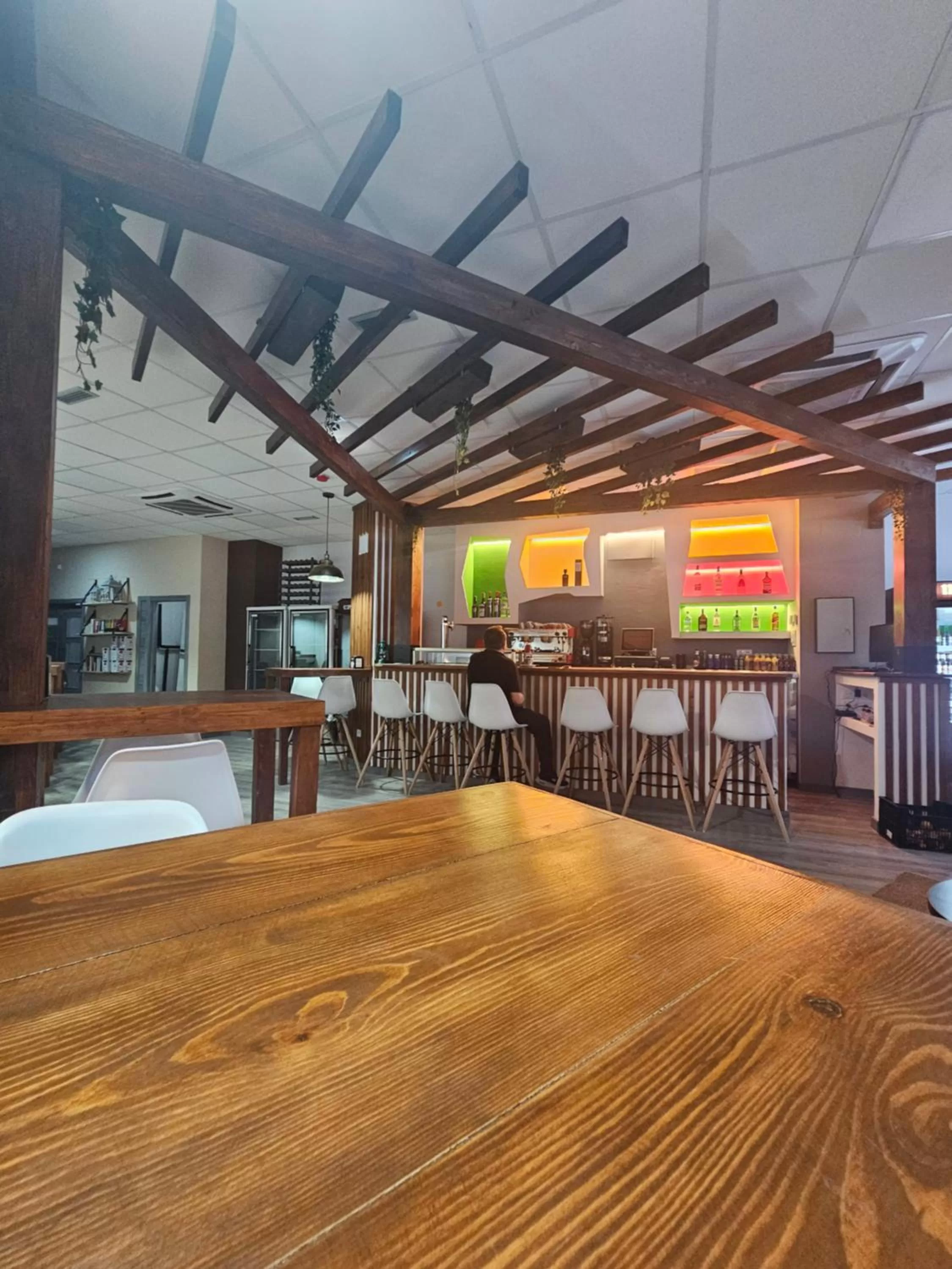 Lounge or bar, Restaurant/Places to Eat in Hostel Llanes