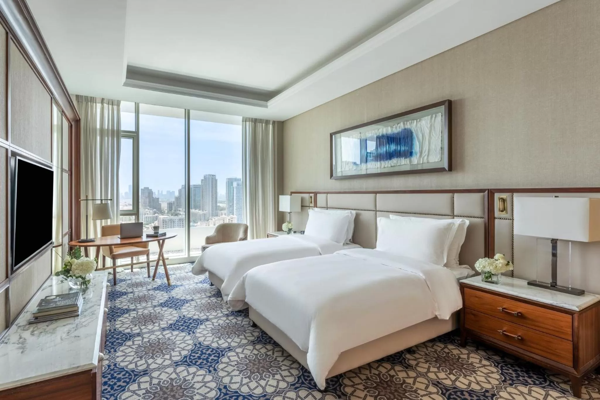 Photo of the whole room, Bed in Grand Plaza Mövenpick Media City