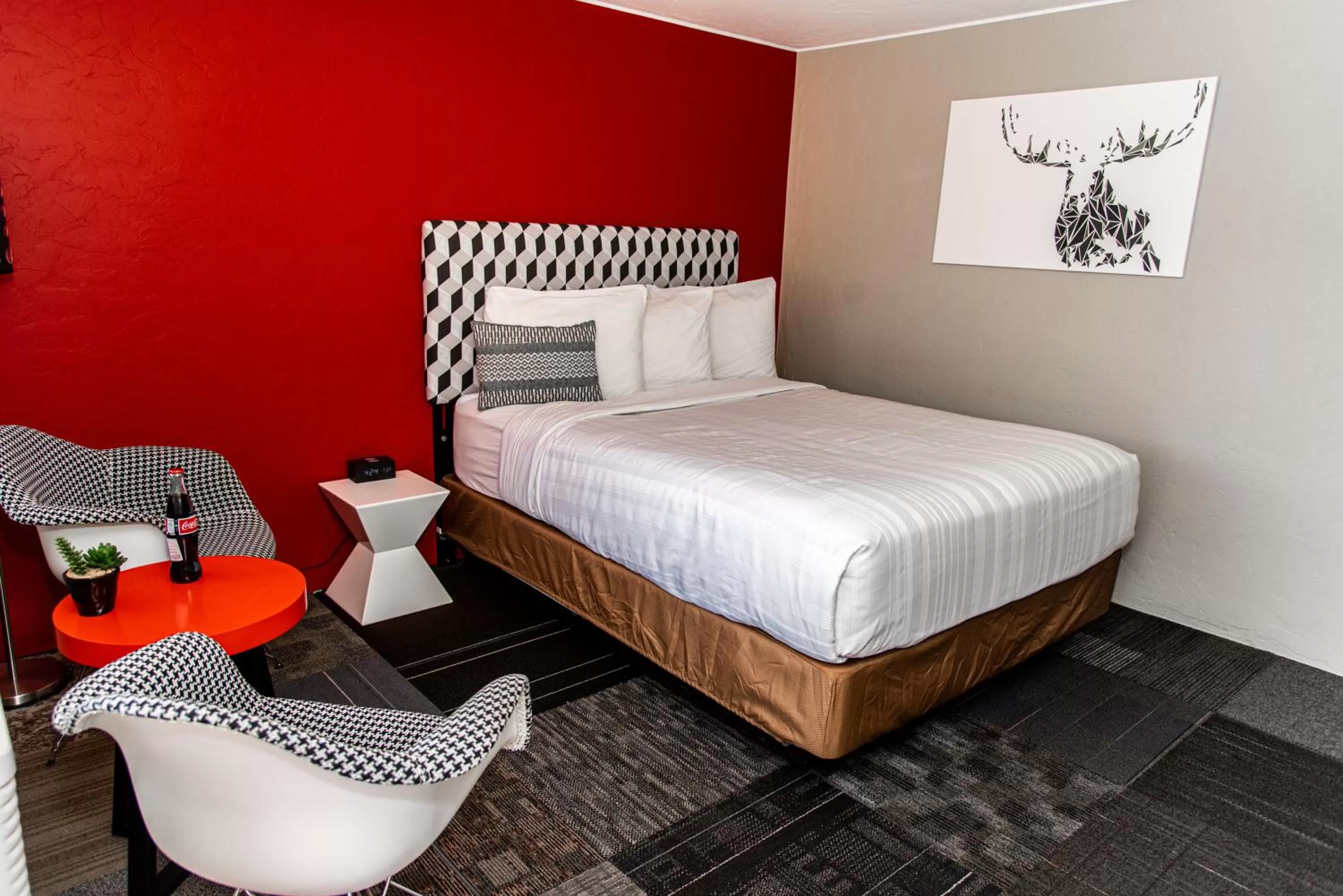 Bed in American Classic Inn