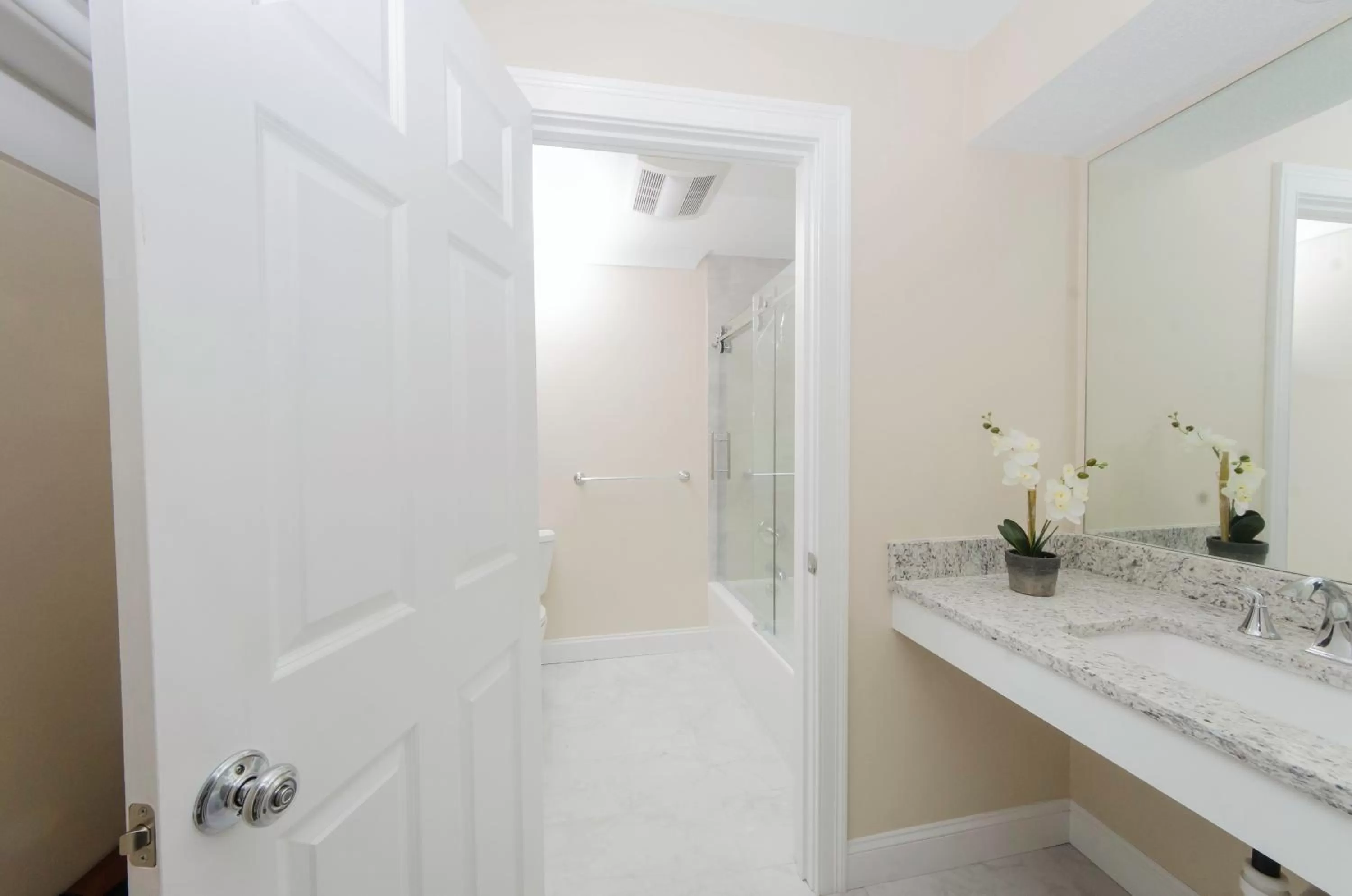 Bathroom in The Inn At Ring's Island