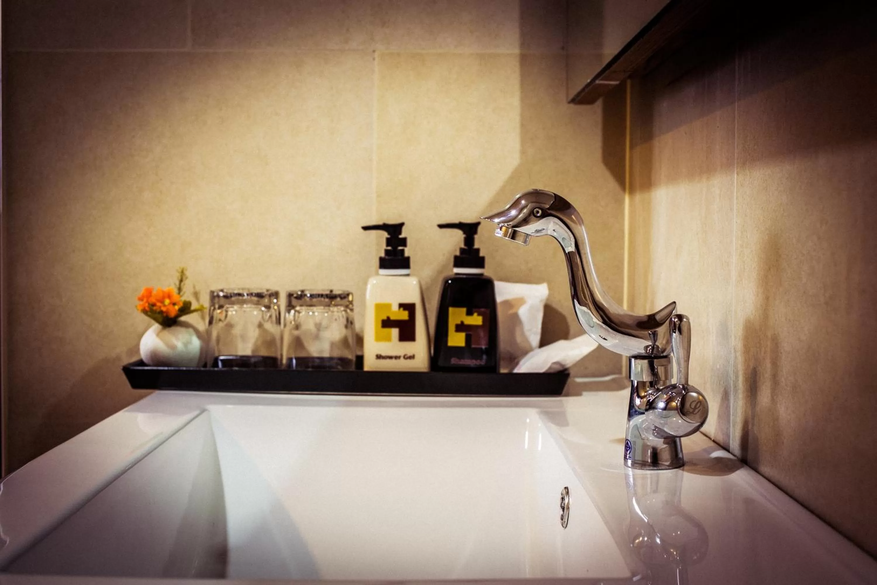 Bathroom in De Hug Hotel & Residence