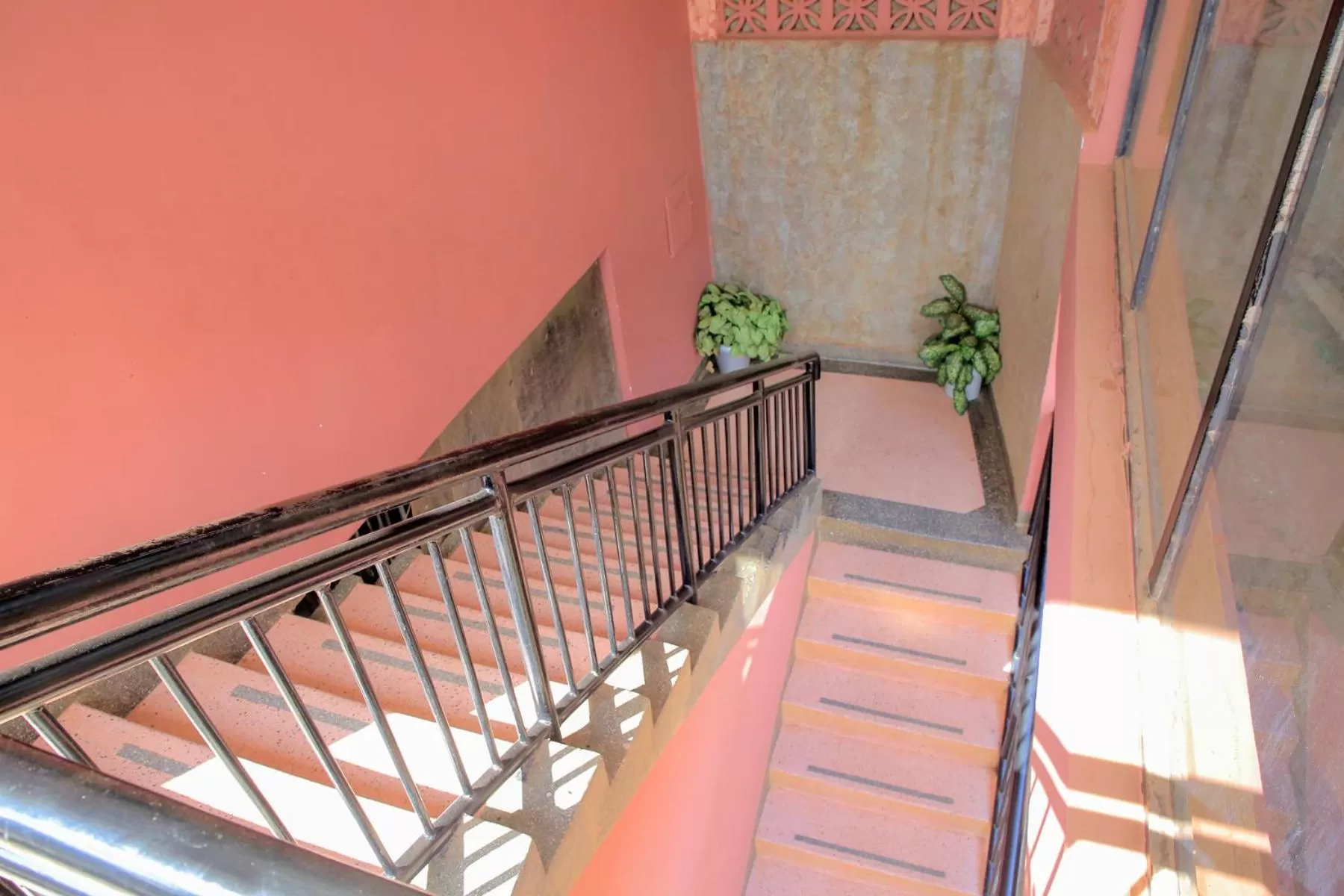 Property building, Balcony/Terrace in Perfect Motel