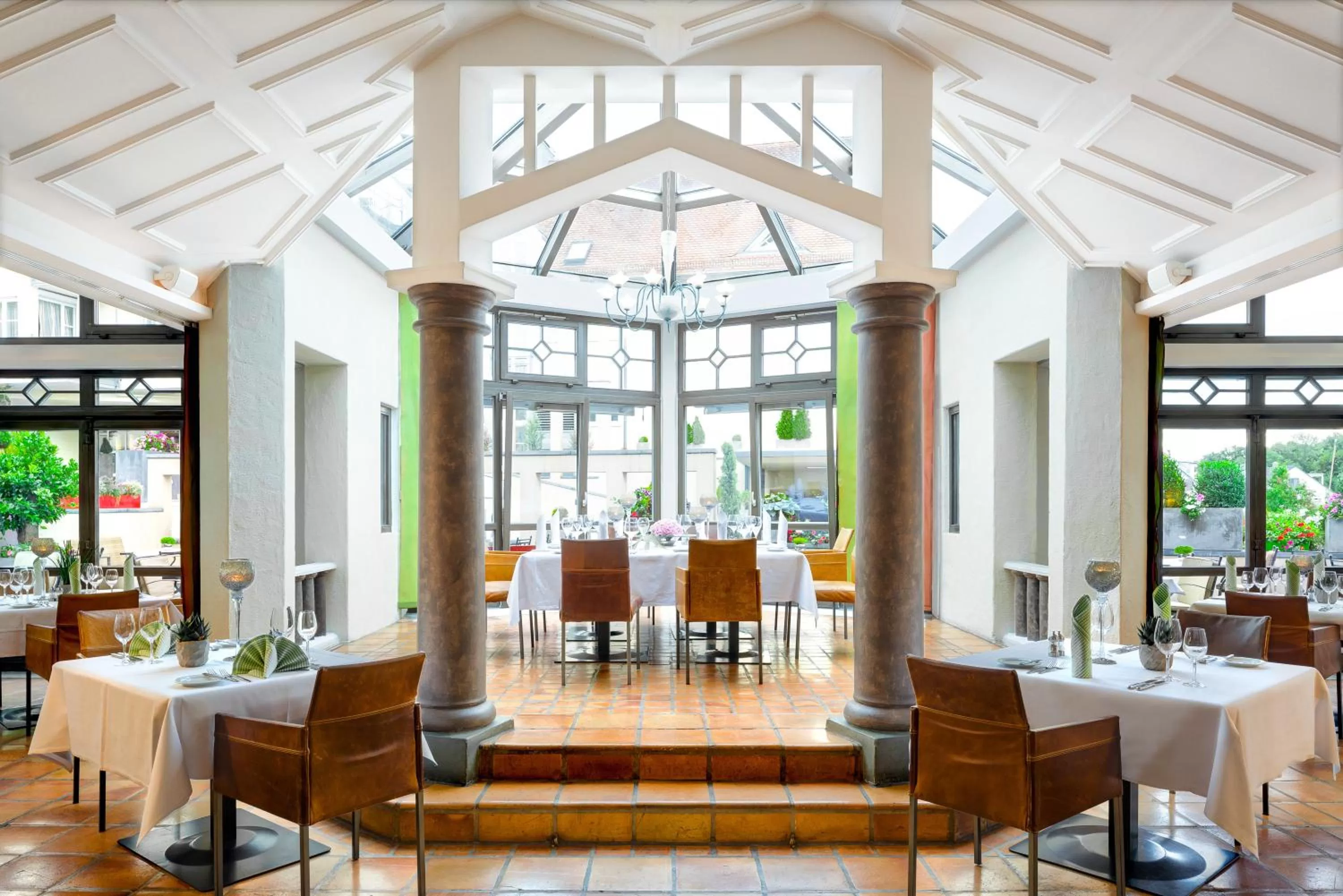 Restaurant/places to eat in Hotel Traube am See