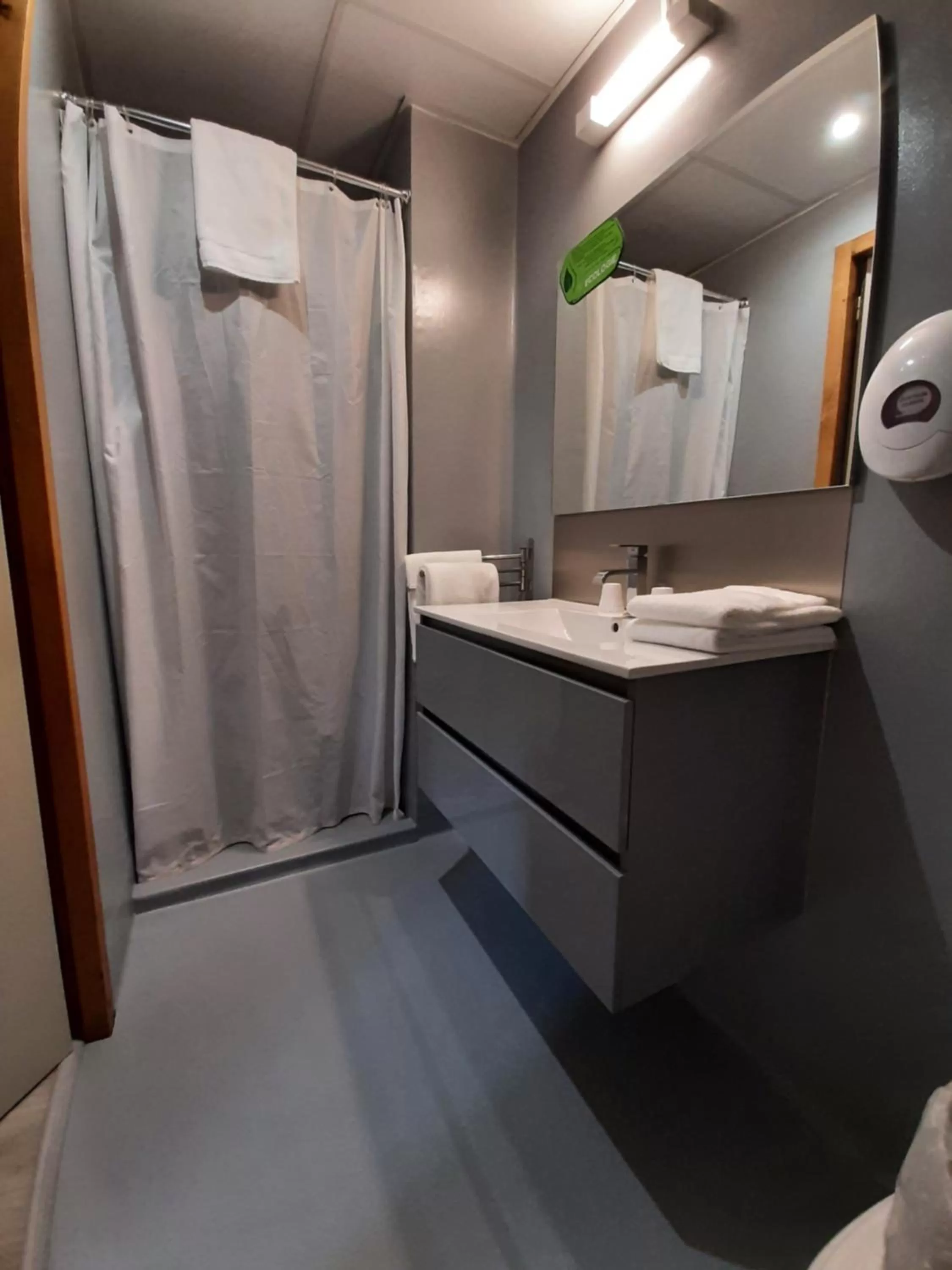 Hôtel de La Vallée