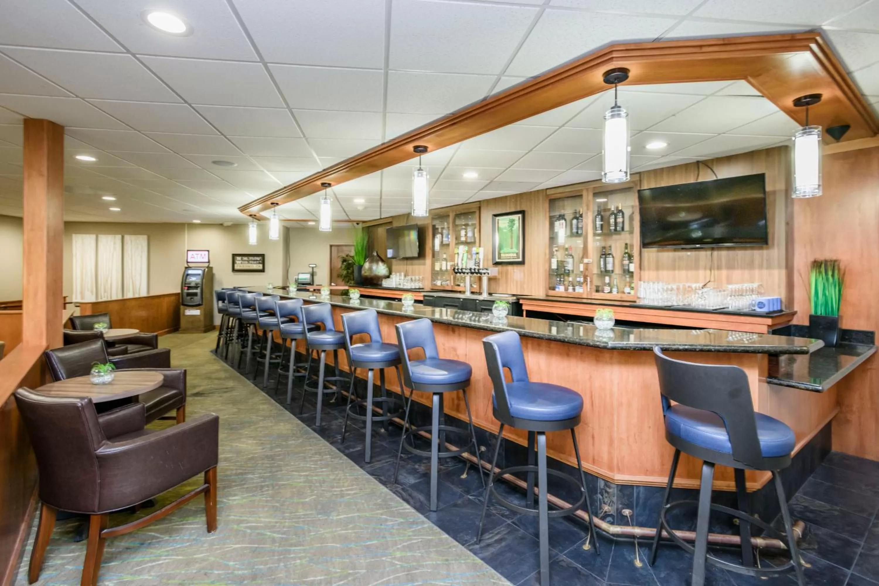 Restaurant/places to eat in Wyndham Garden Fresno Yosemite Airport