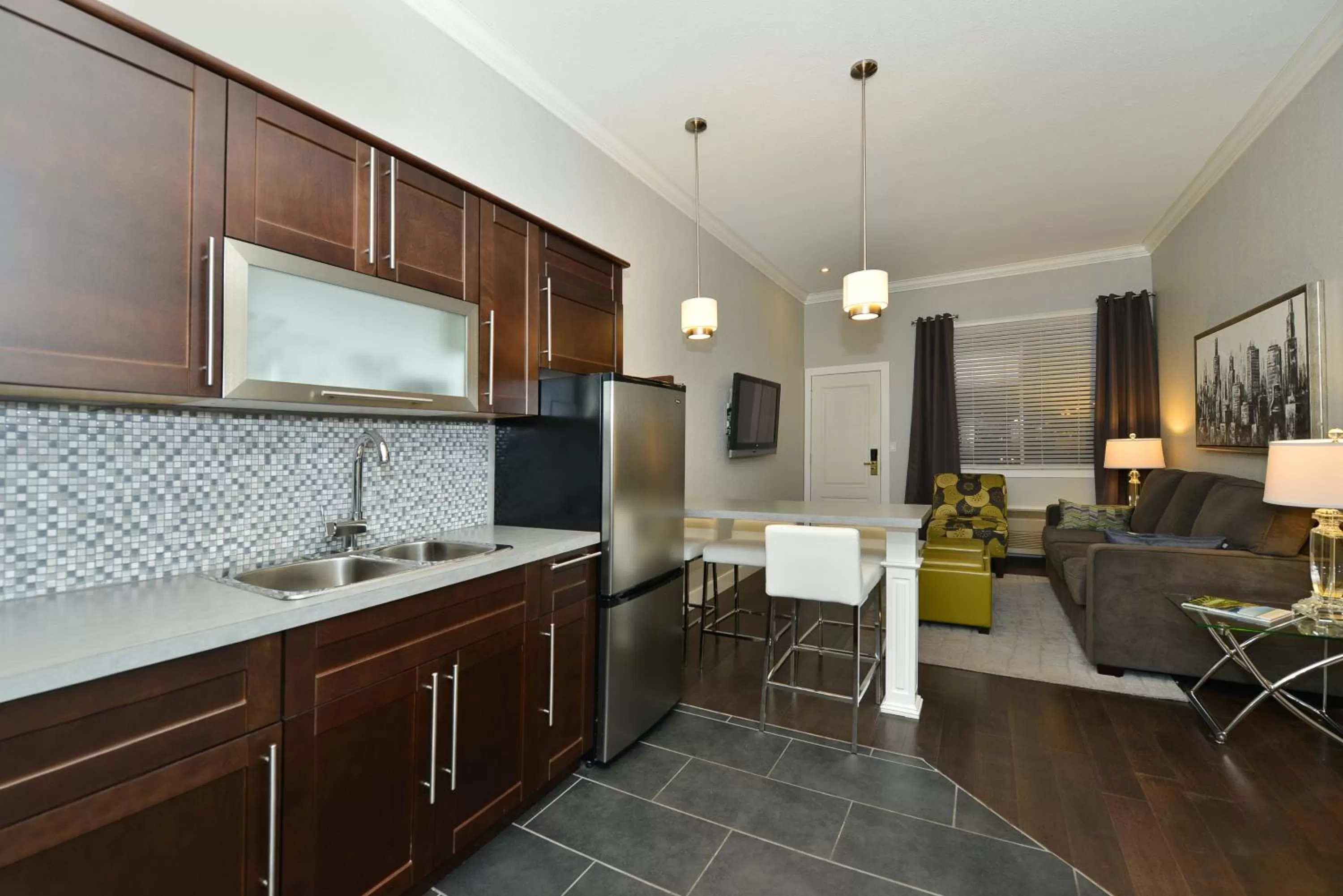 Kitchen or kitchenette in Prestige Vernon Hotel