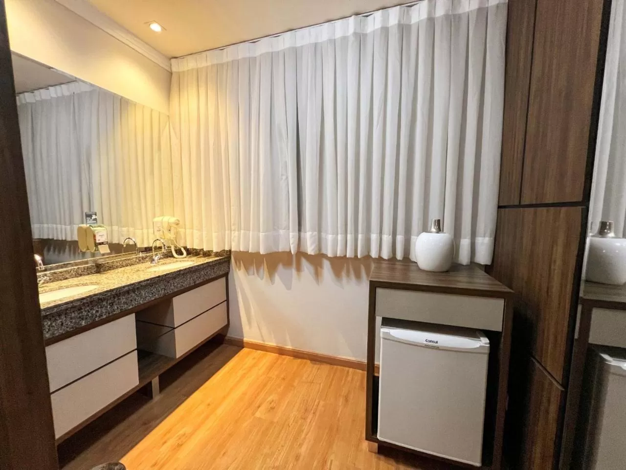 Photo of the whole room in GoldMen Business Cianorte