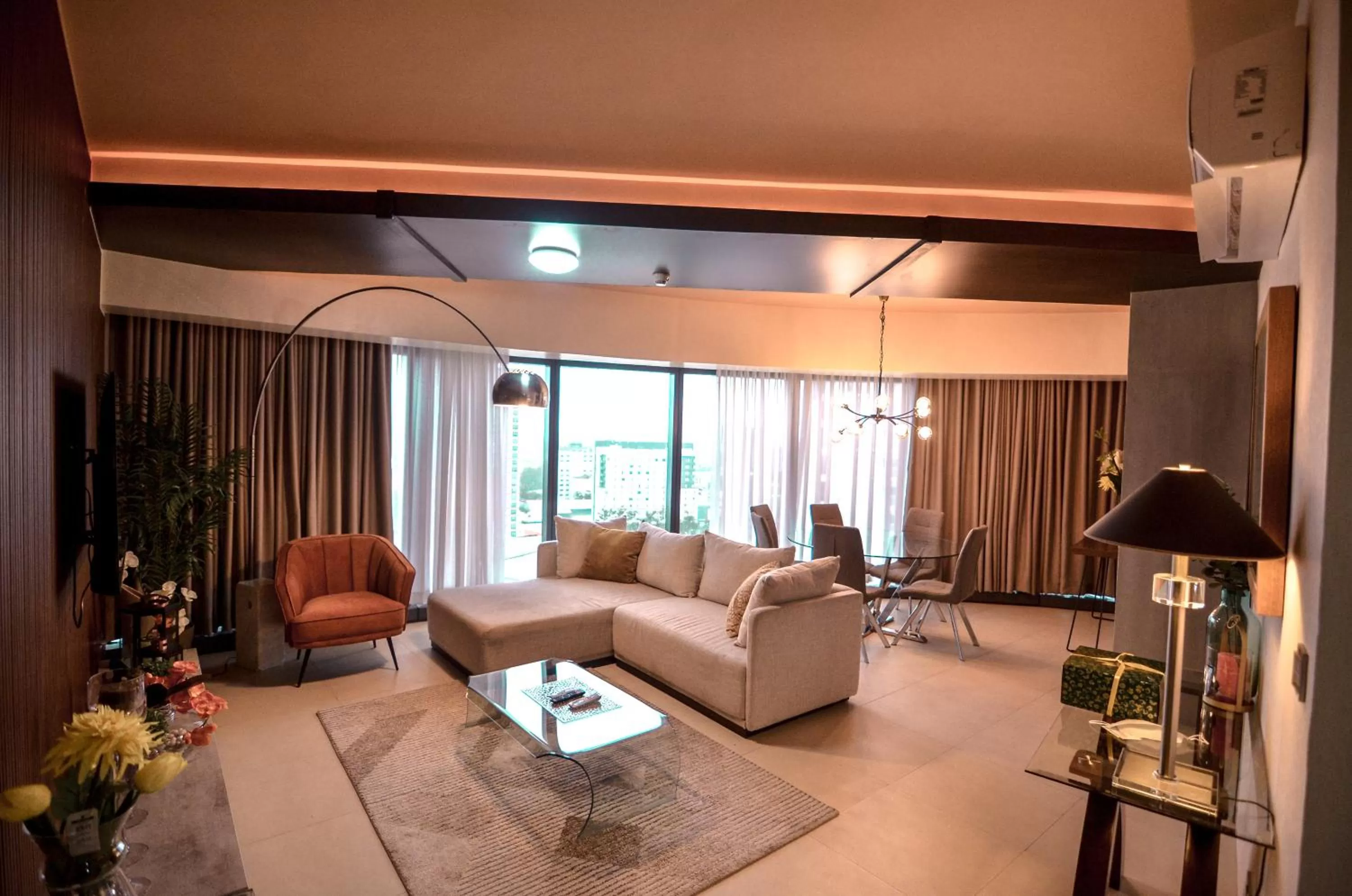 Living room in AEON SUITES Staycation