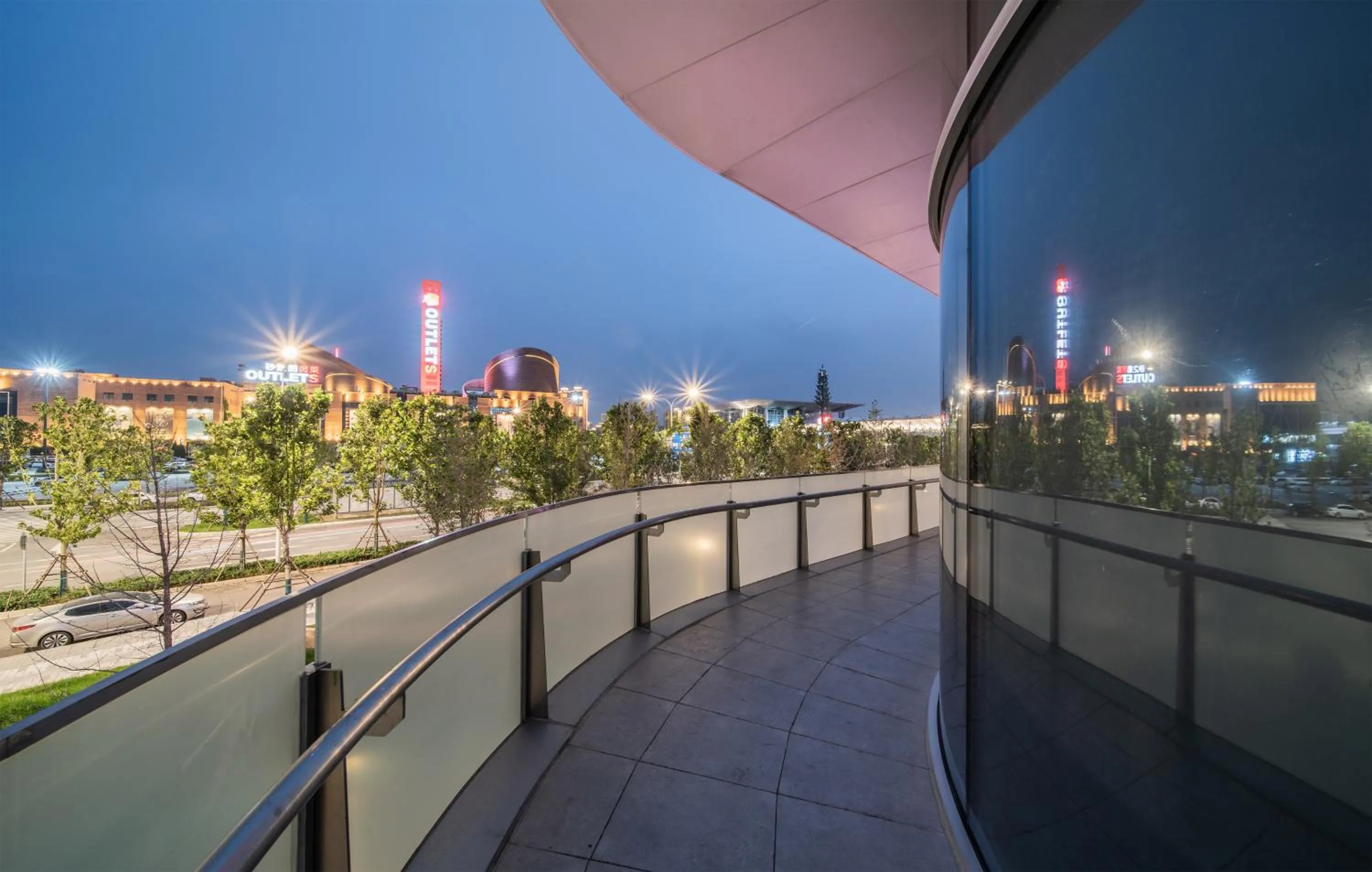 Balcony/Terrace in HUALUXE Xi'an Chanba by IHG