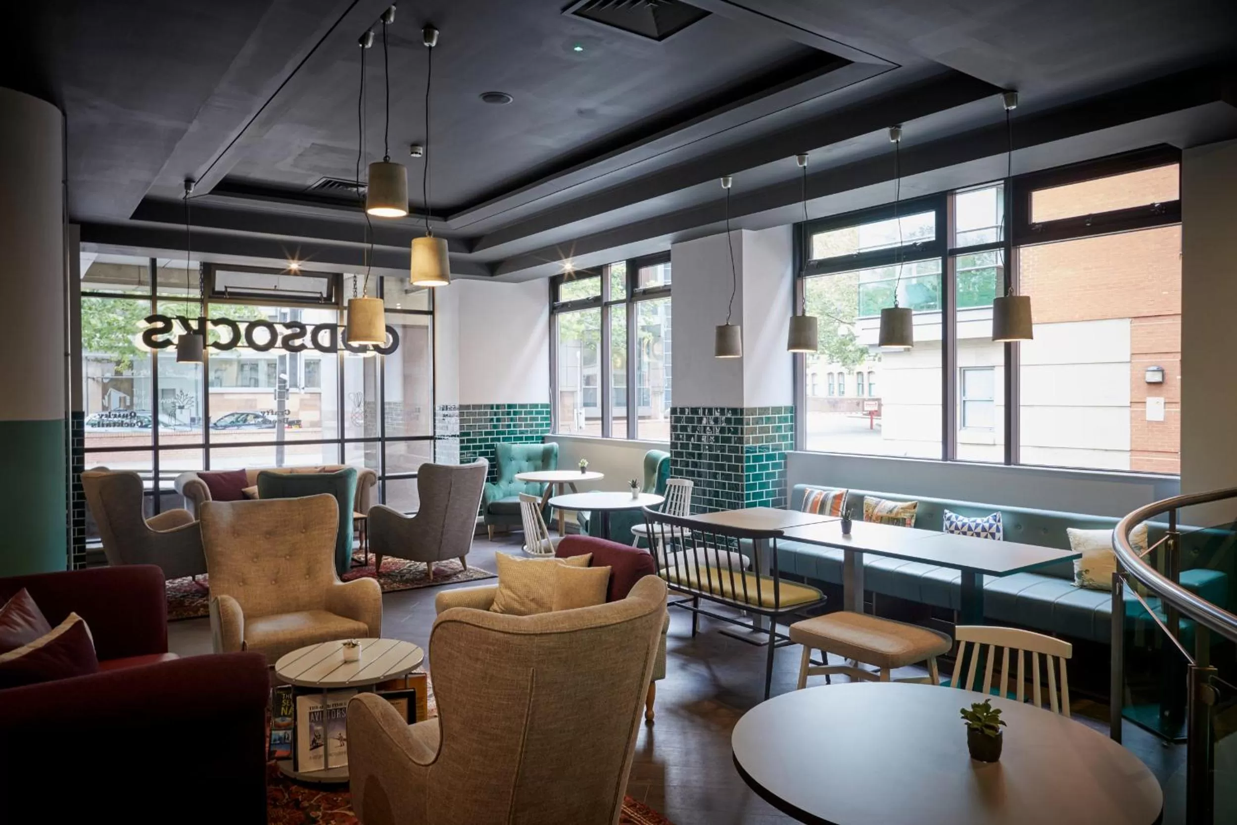 Lobby or reception in Leonardo Hotel Manchester Central