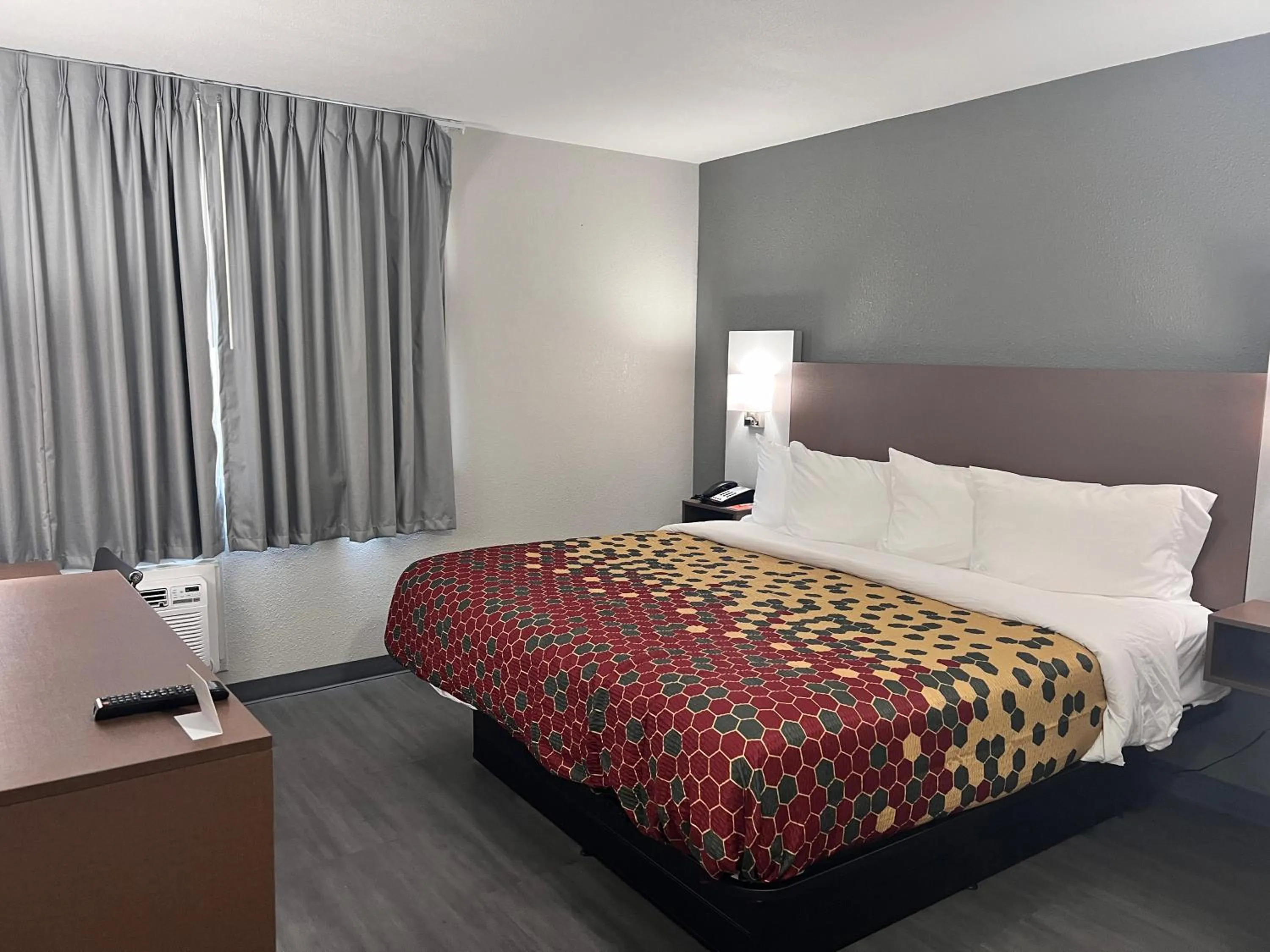 Photo of the whole room in Suburban Studios Portage