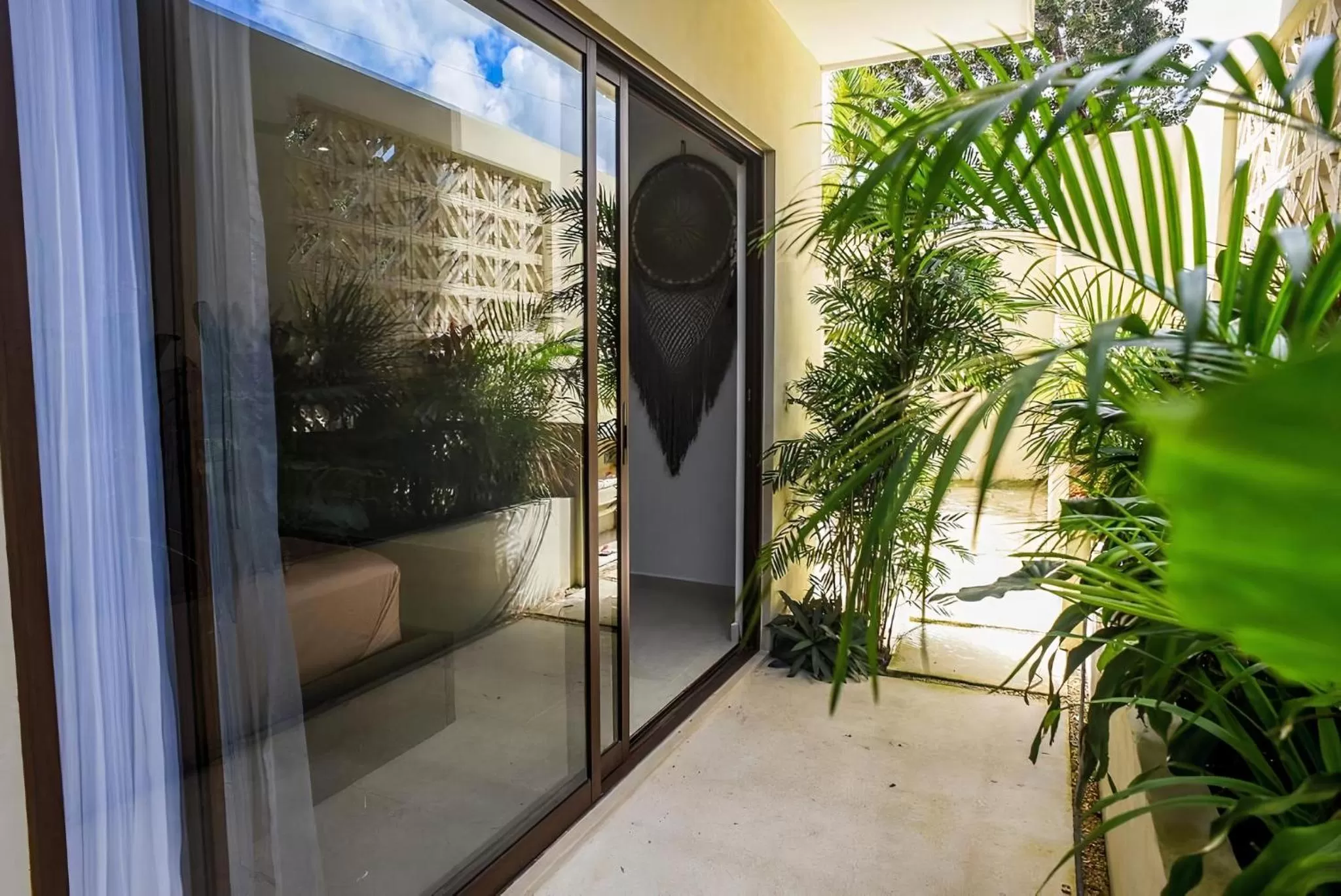 Patio in Apartment and Penthouse Blue Luxury Kukulkan Tulum