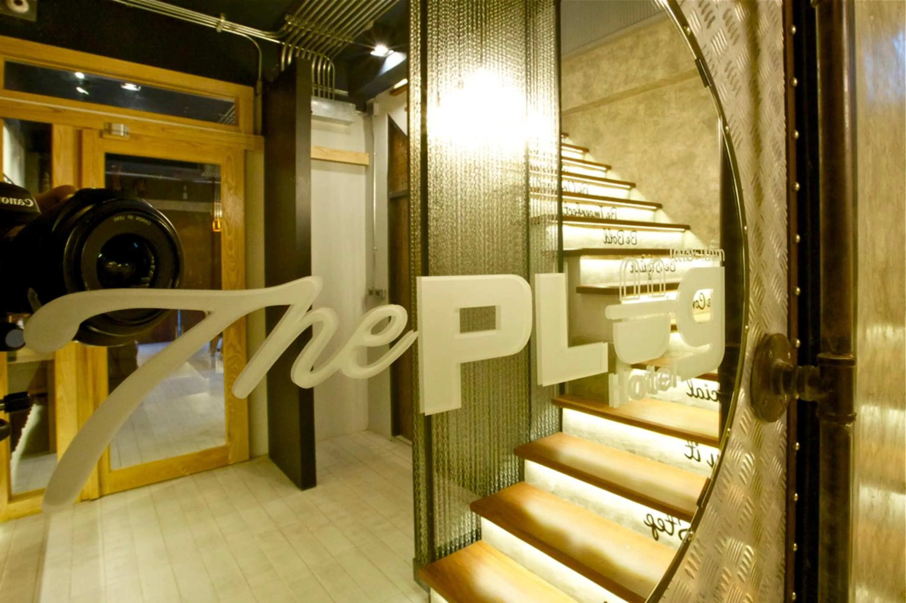 Area and facilities in The Plug Hotel