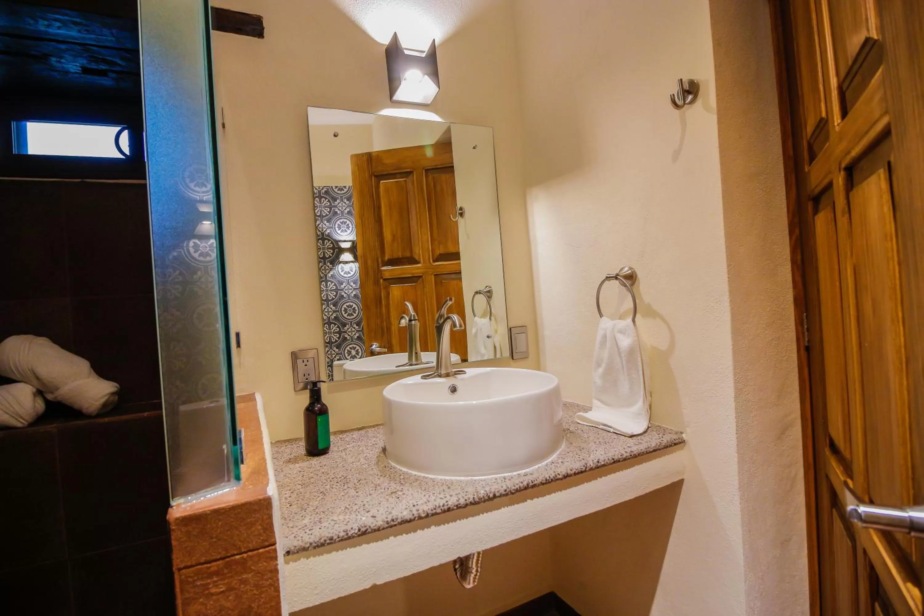 Bathroom in Hotel La Notaría