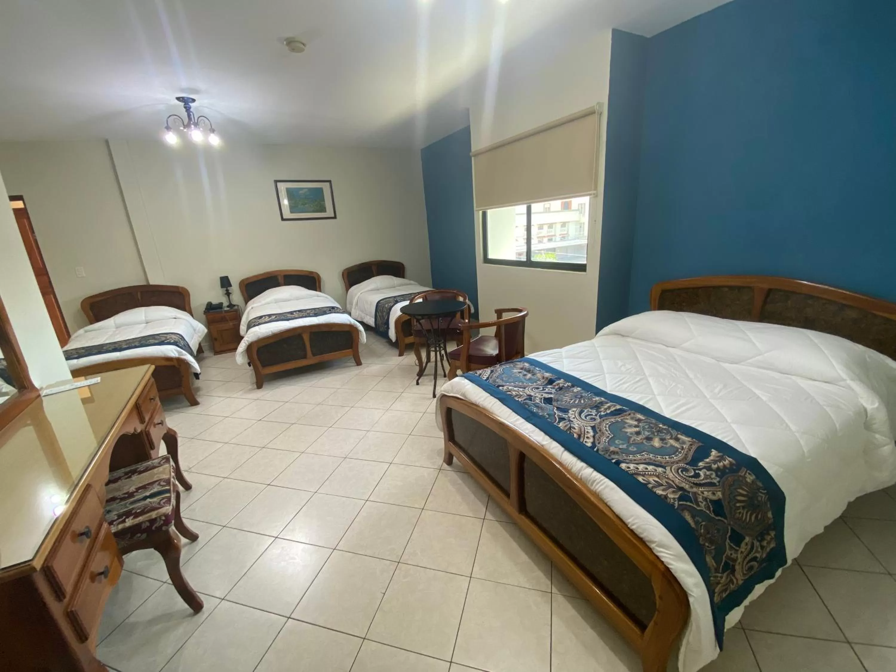 Photo of the whole room, Bed in Hotel Iberia