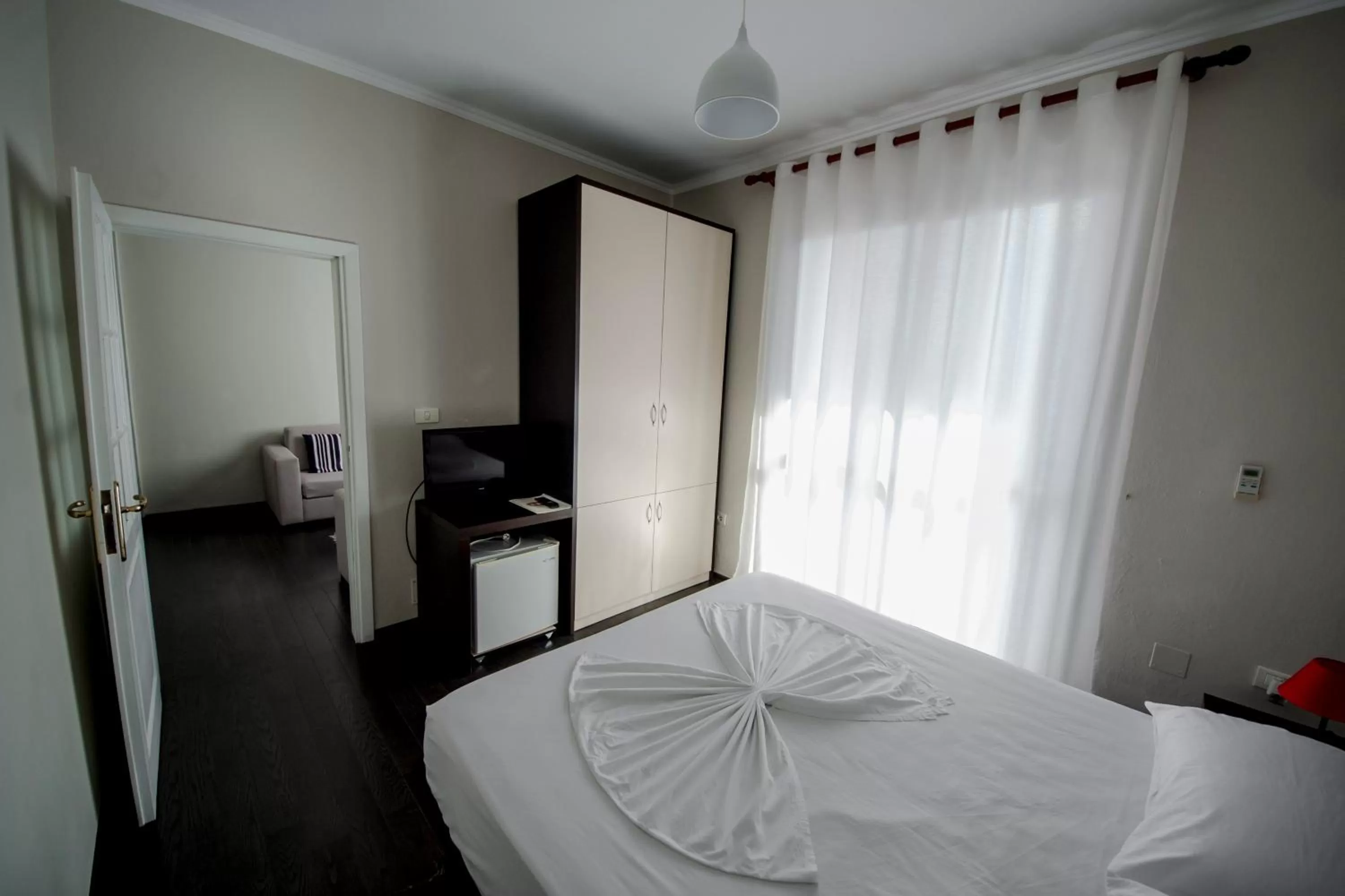 Photo of the whole room, Room Photo in Kadrisa Hotel