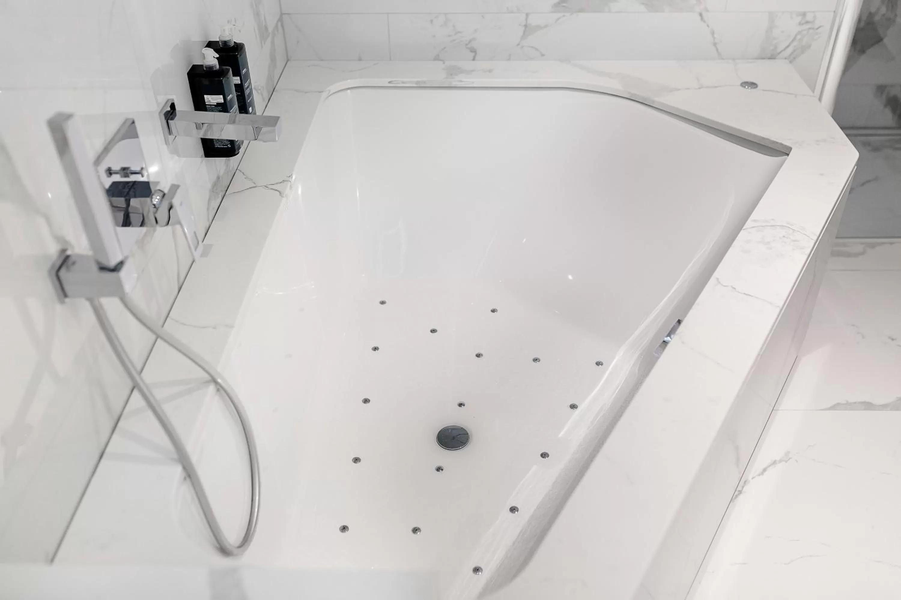 Hot Tub in VICTORIA Hotel Klaipėda