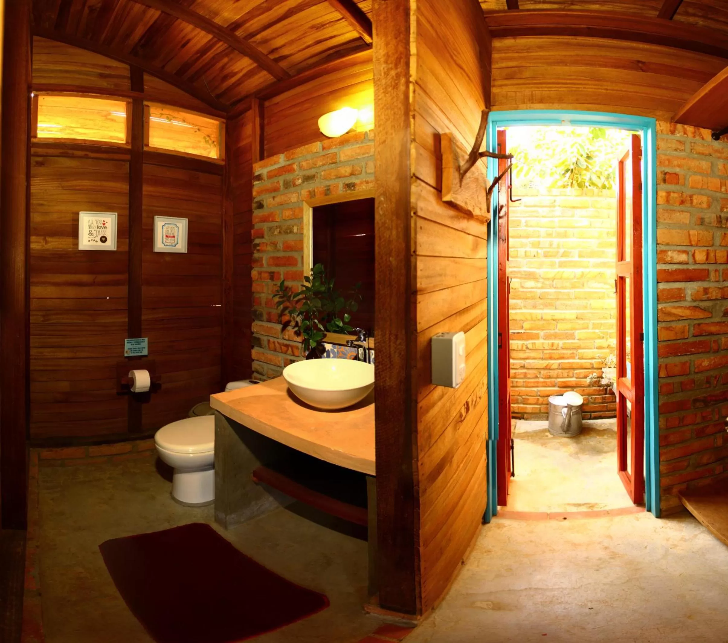 Shower, Bathroom in Serrania del Viento