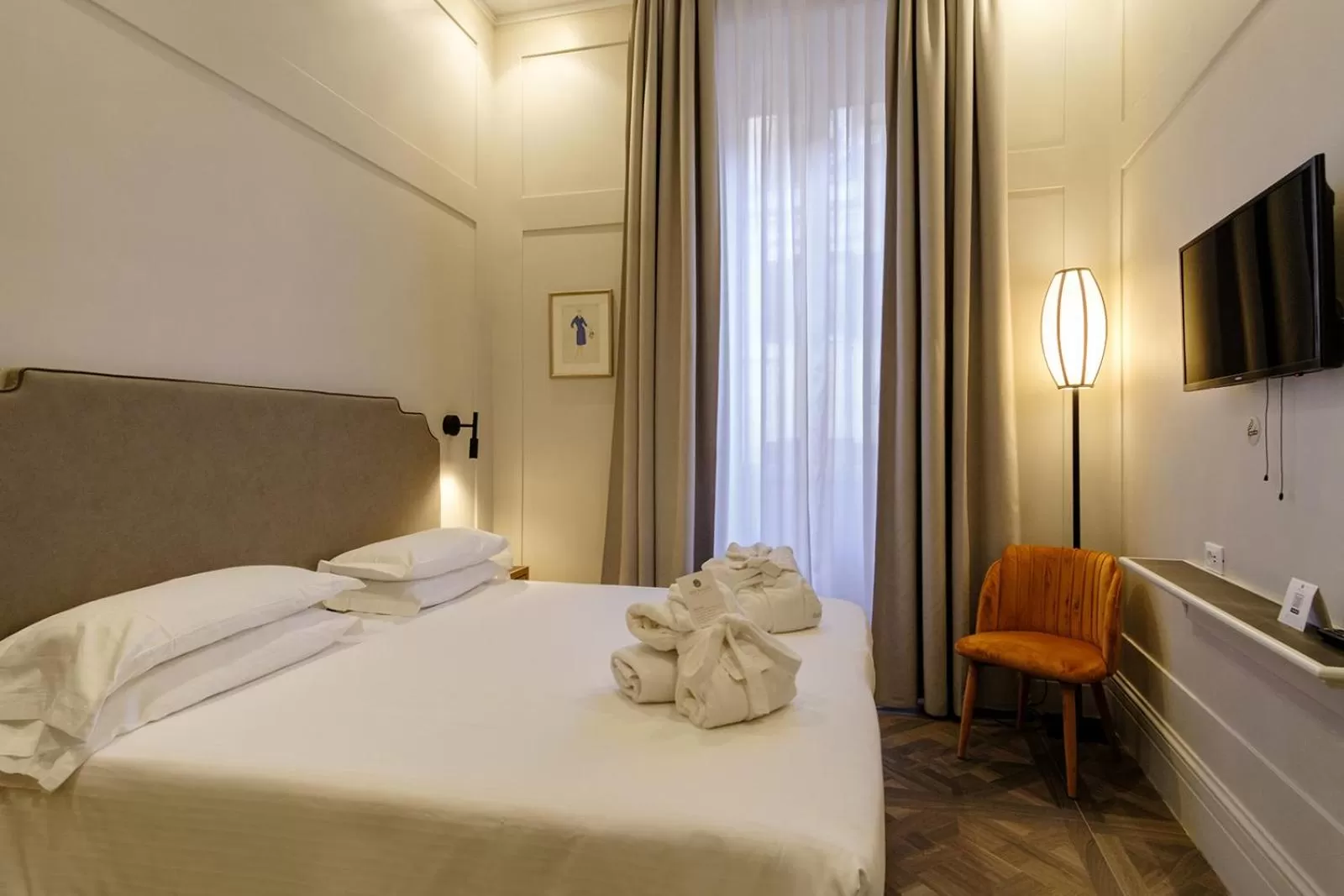 Bed in Hotel Smeraldo