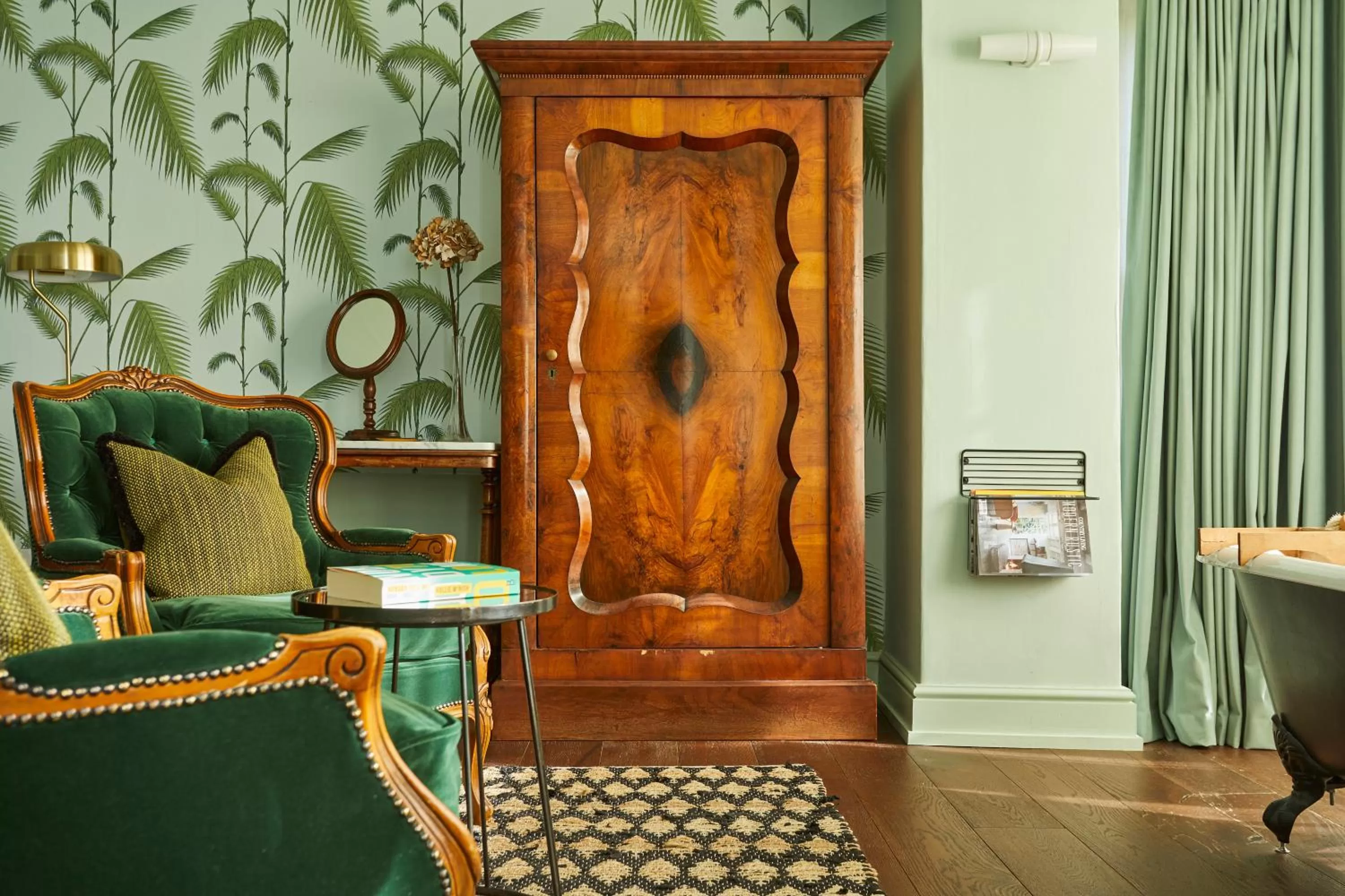 Decorative detail, Seating Area in The King's Arms