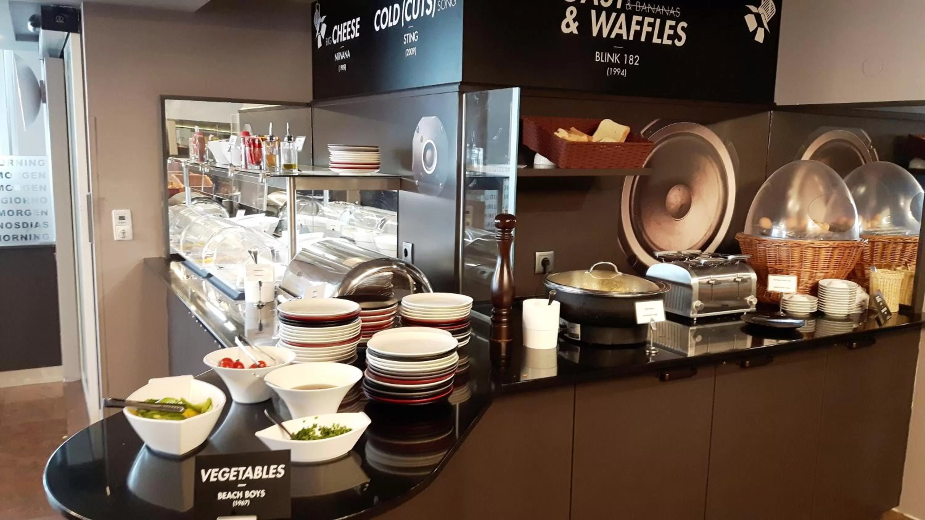 Restaurant/places to eat in arte Hotel Wien Stadthalle