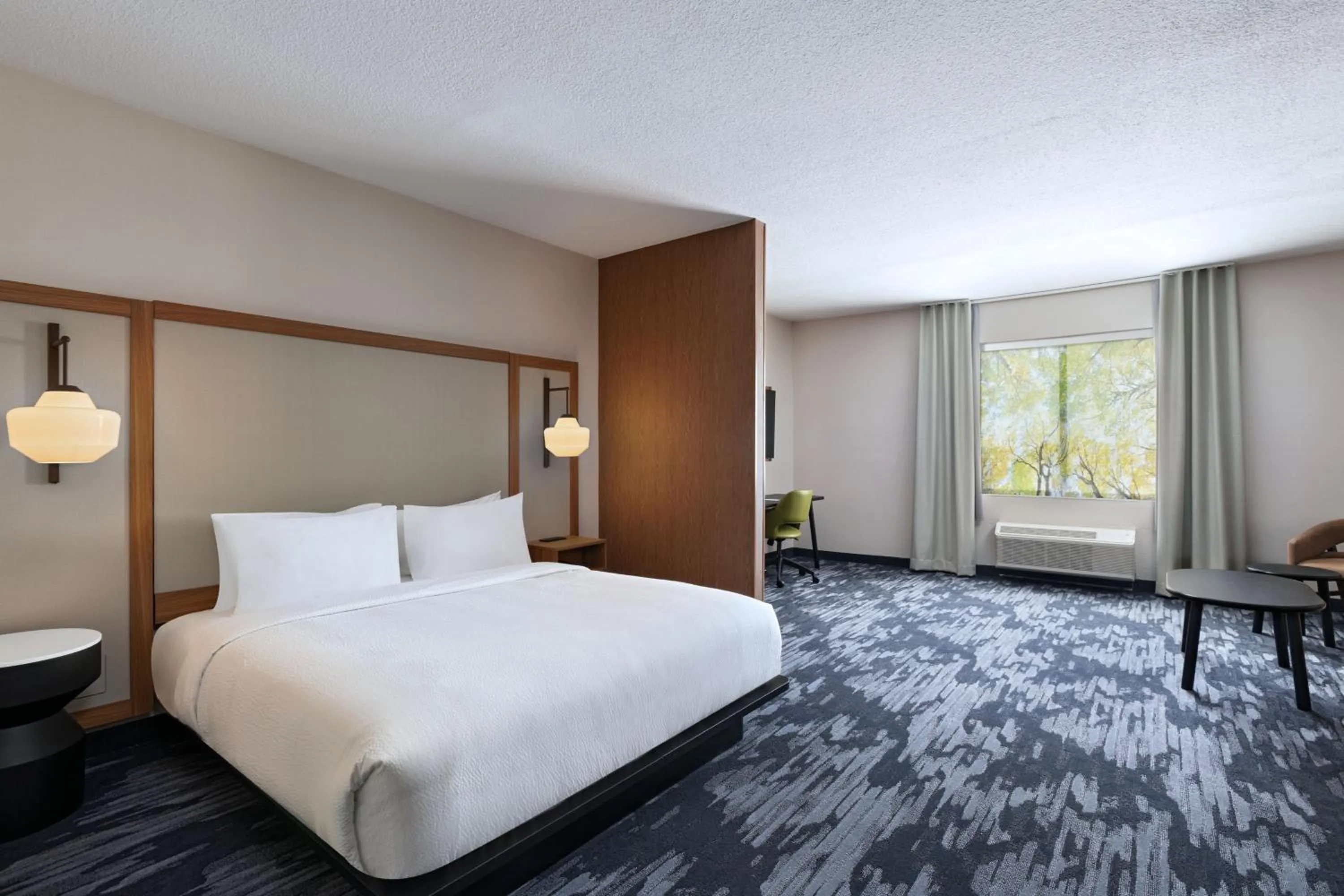 Bedroom, Bed in Fairfield by Marriott Inn & Suites Hillsboro