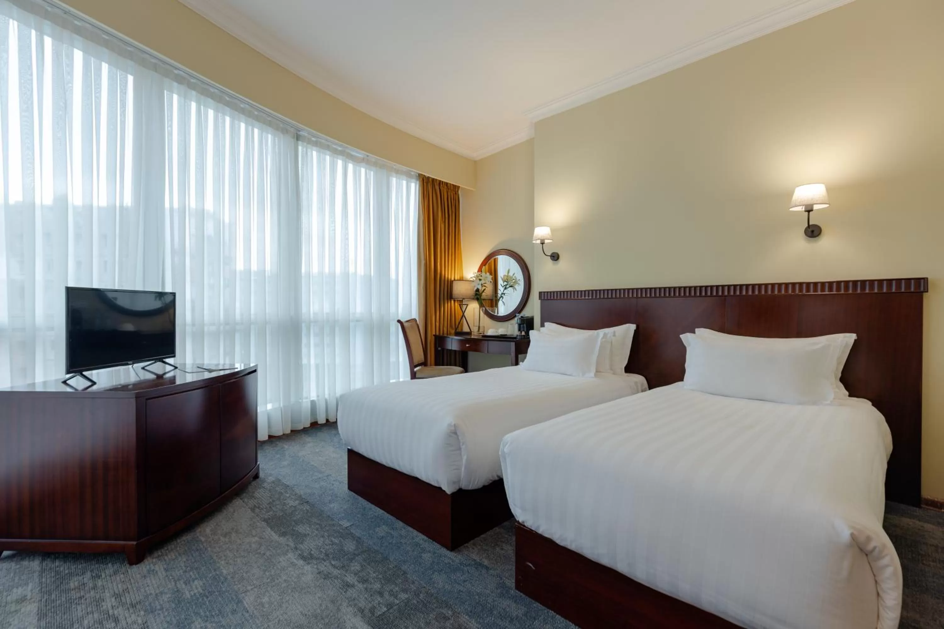 Living room, Bed in Hotel Aisi