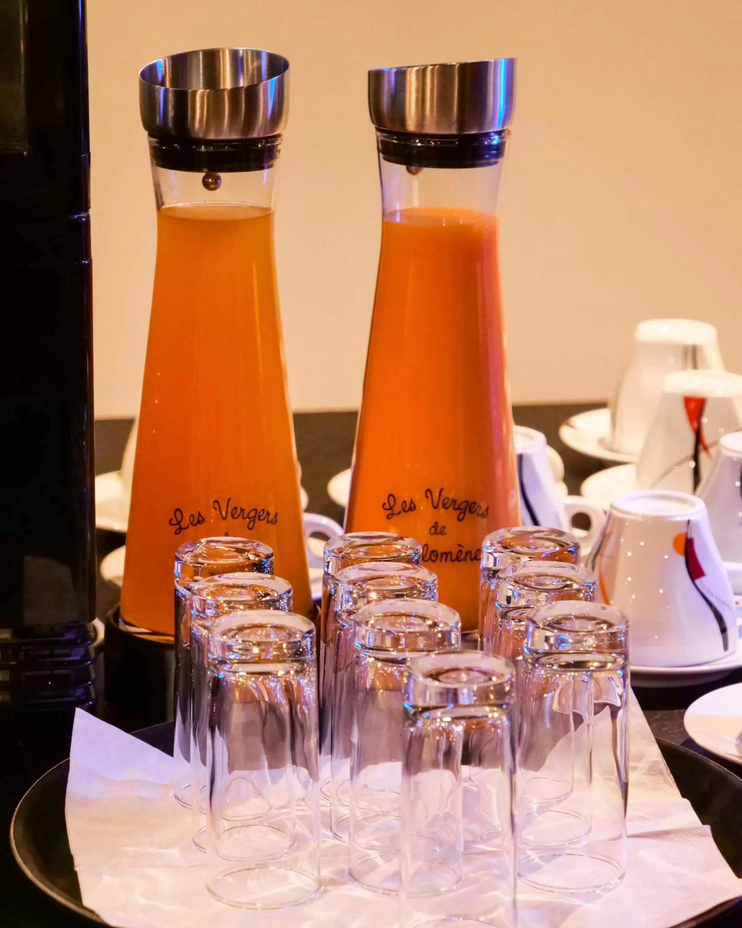 Food and drinks in Motel 991