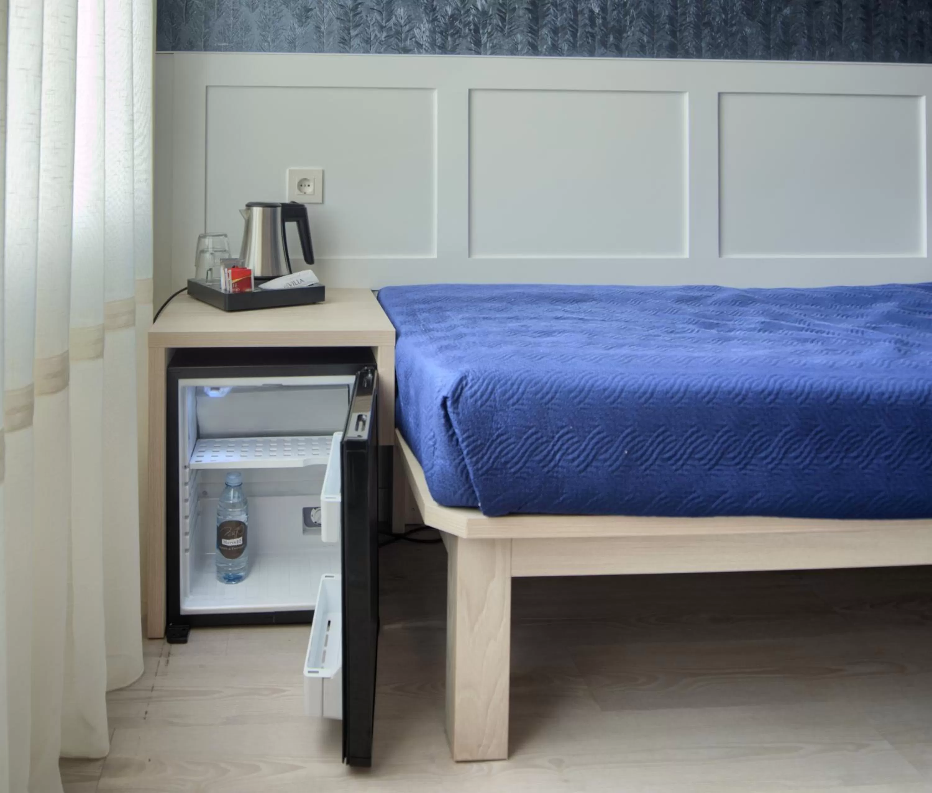 Coffee/tea facilities, Bed in Hotel Luze El Villa