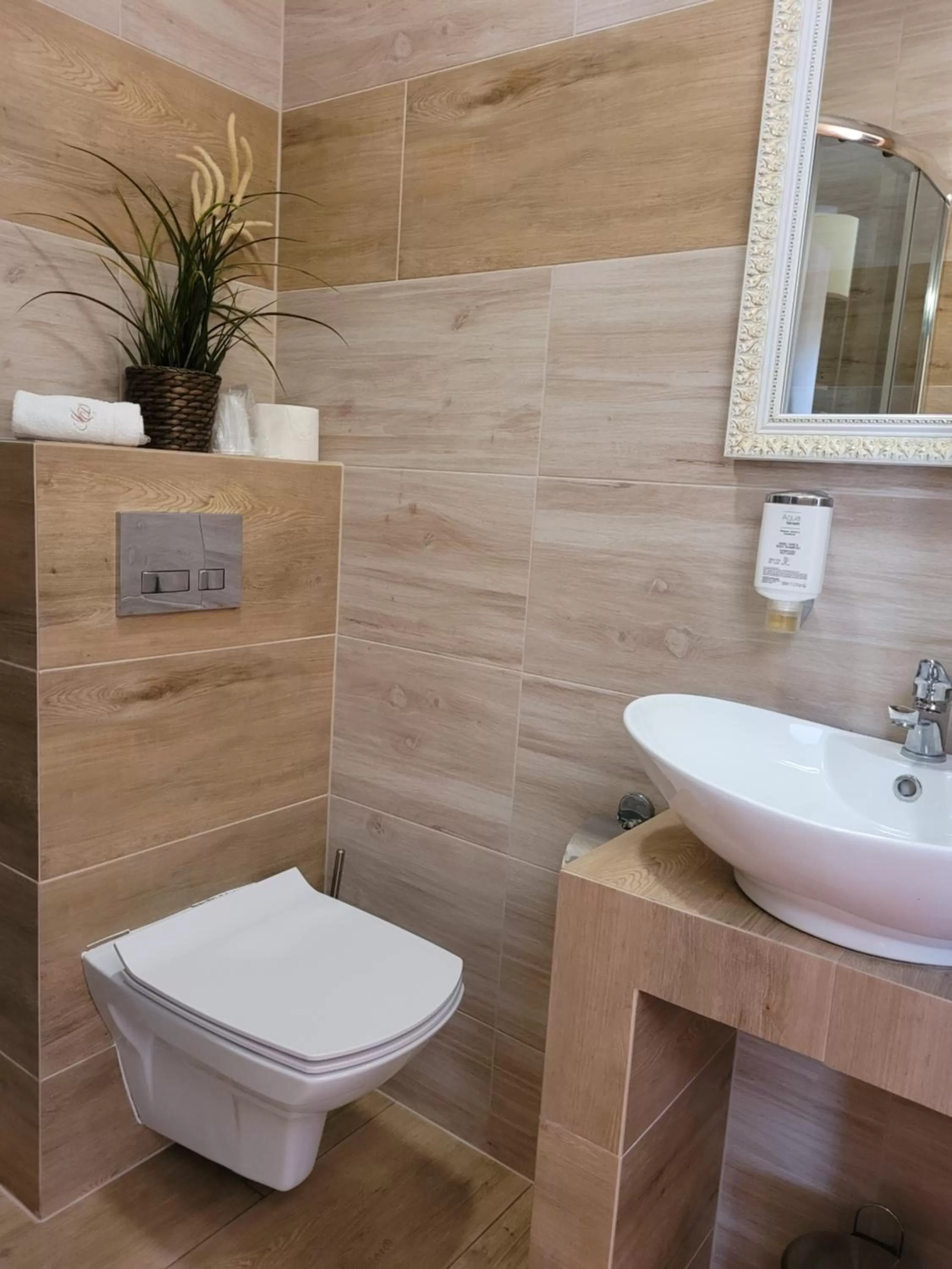 Toilet in Virgo B&B Biznes Rumia