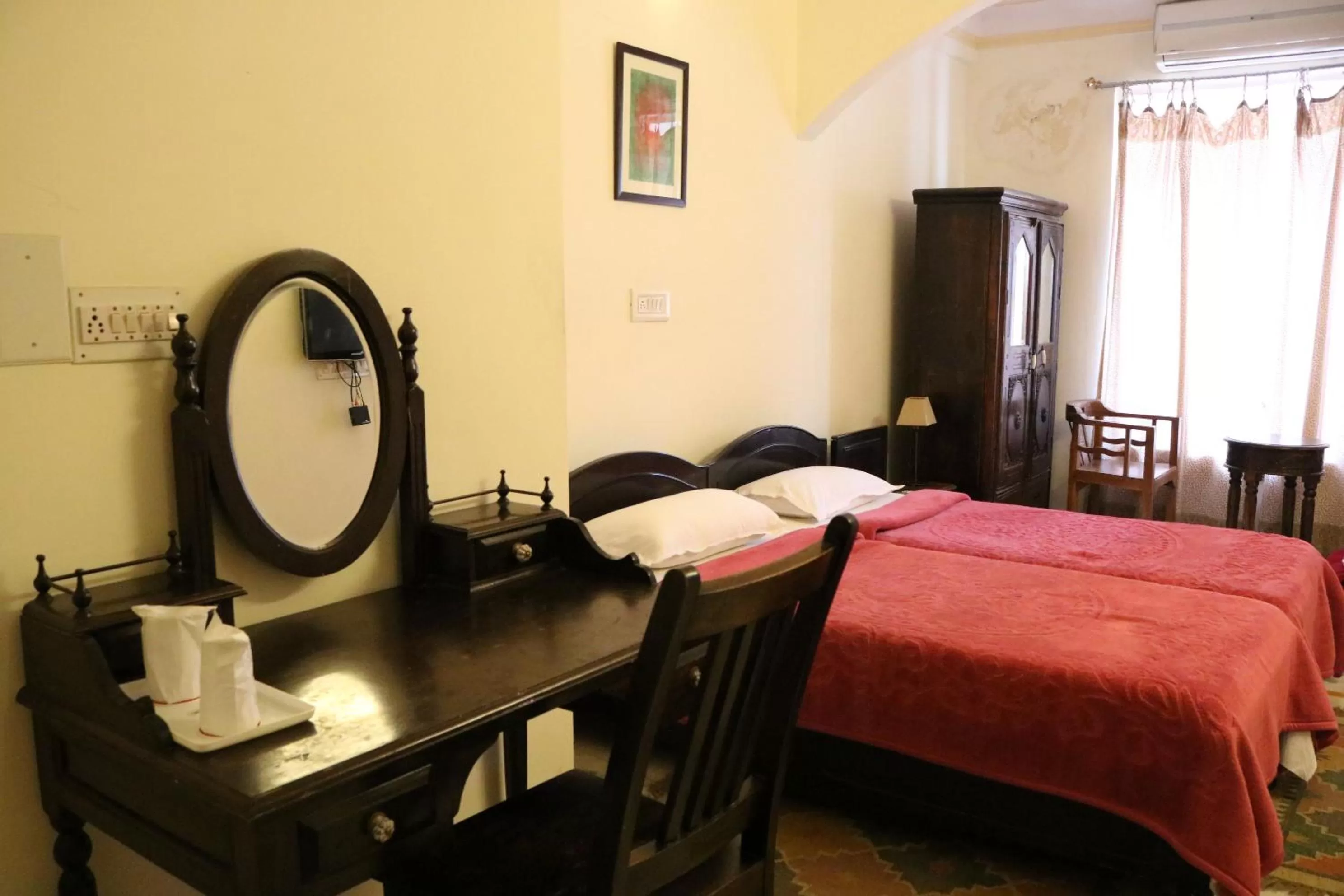 Photo of the whole room, Room Photo in Hotel Pratap Bhawan