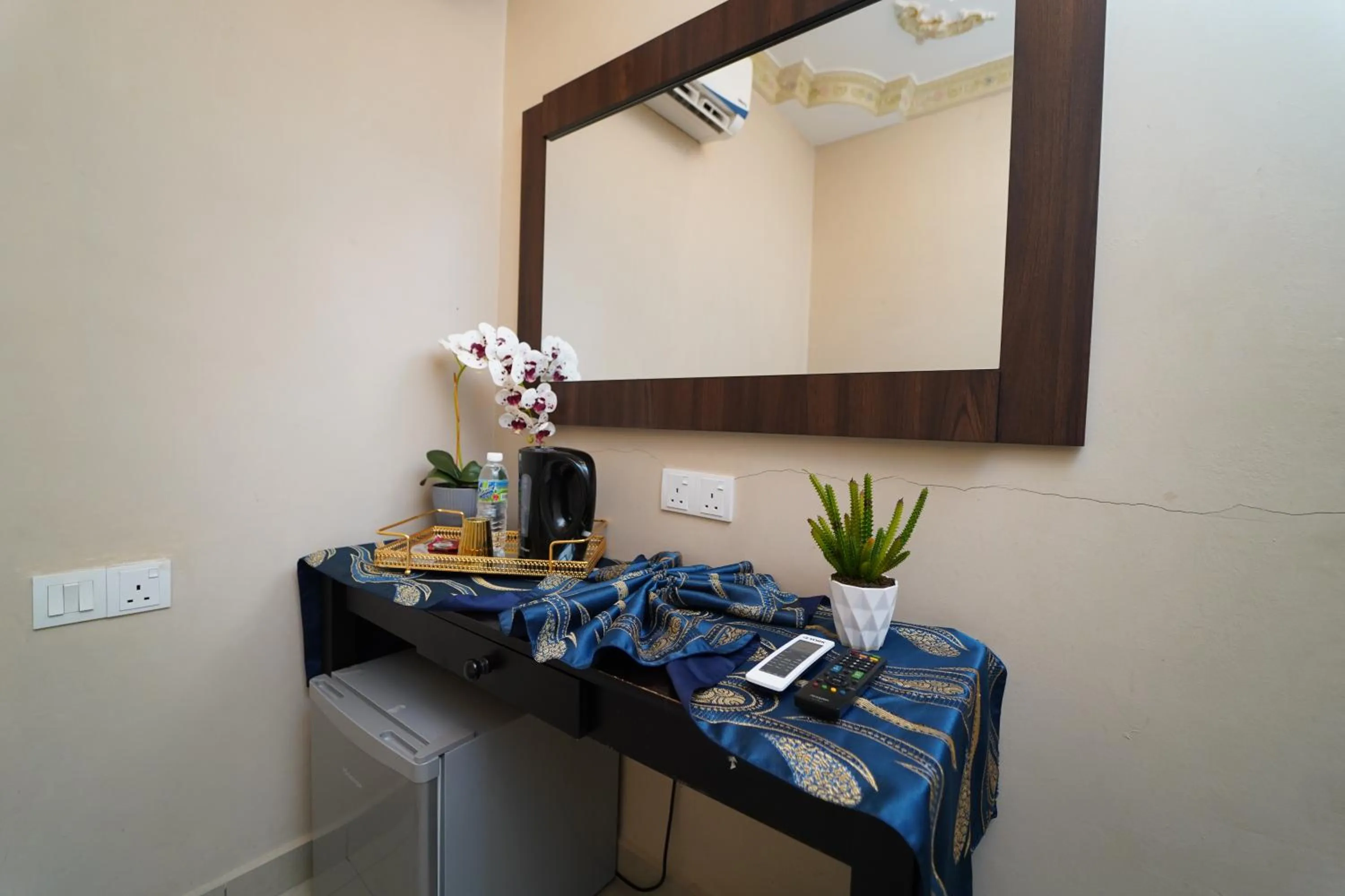 Ghazrin's Classic Hotel JB