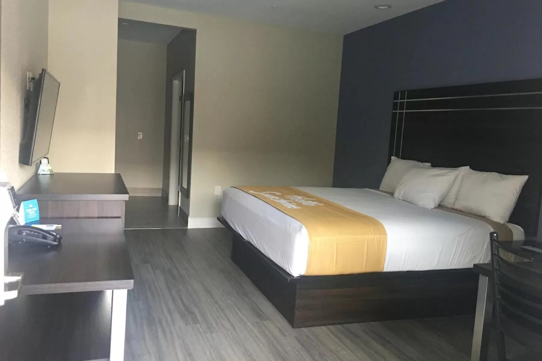 Bed in Days Inn & Suites by Wyndham La Porte