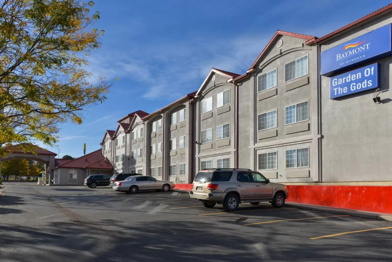 Property Building in Baymont by Wyndham Garden of the Gods Colorado Springs