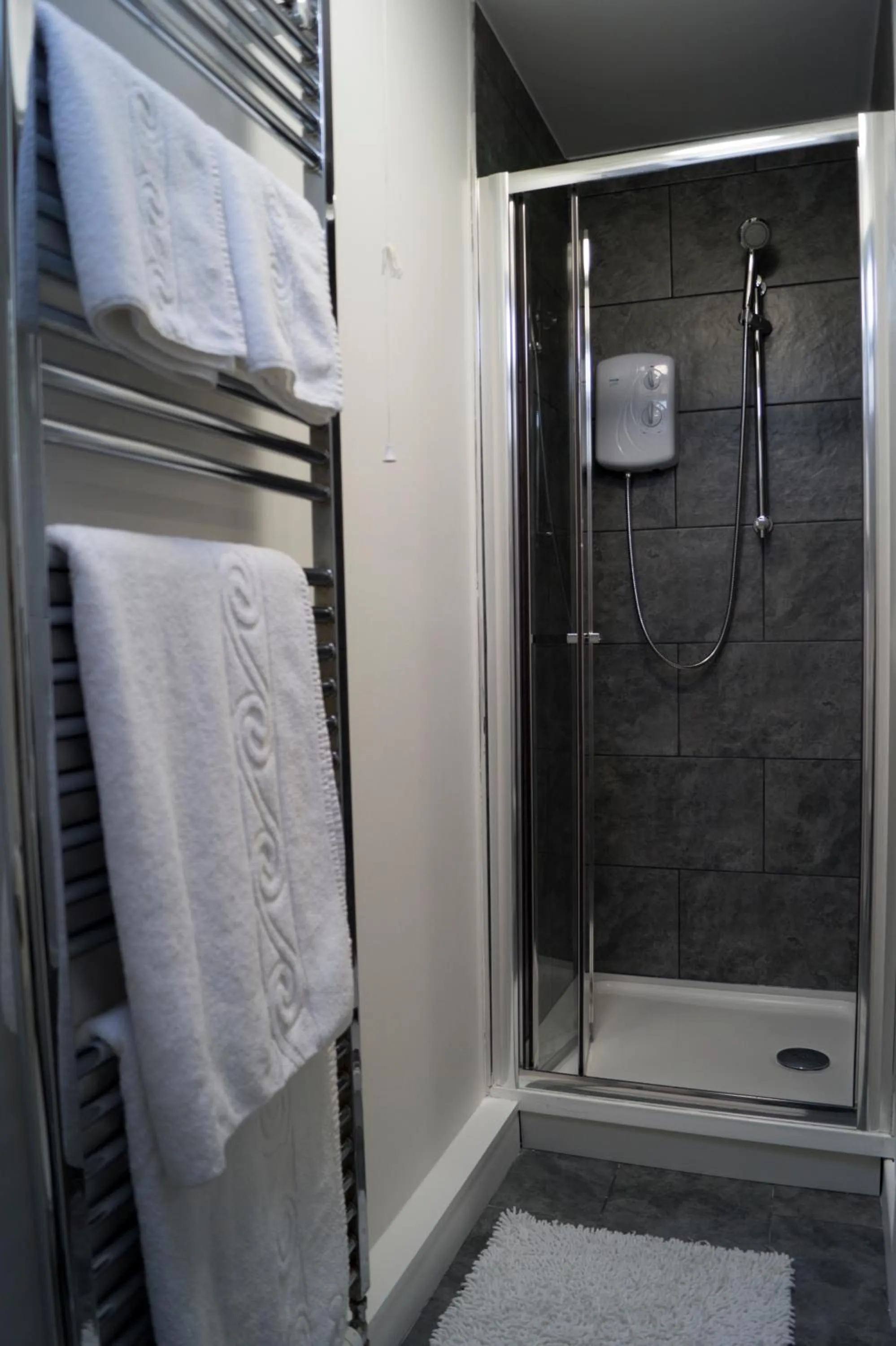 Bathroom in Kirks Korner Motel