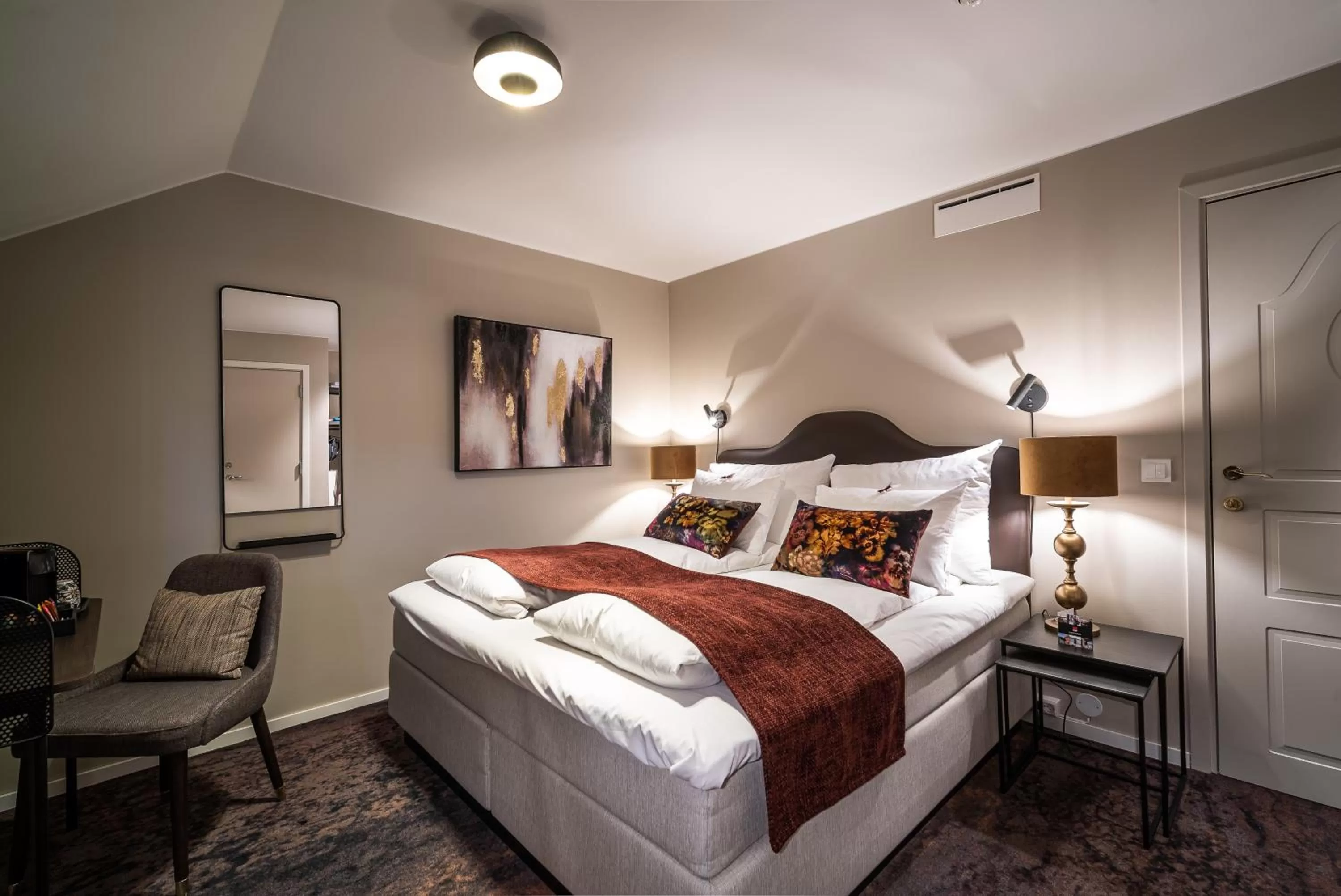 Photo of the whole room, Bed in Aksjemøllen - by Classic Norway Hotels