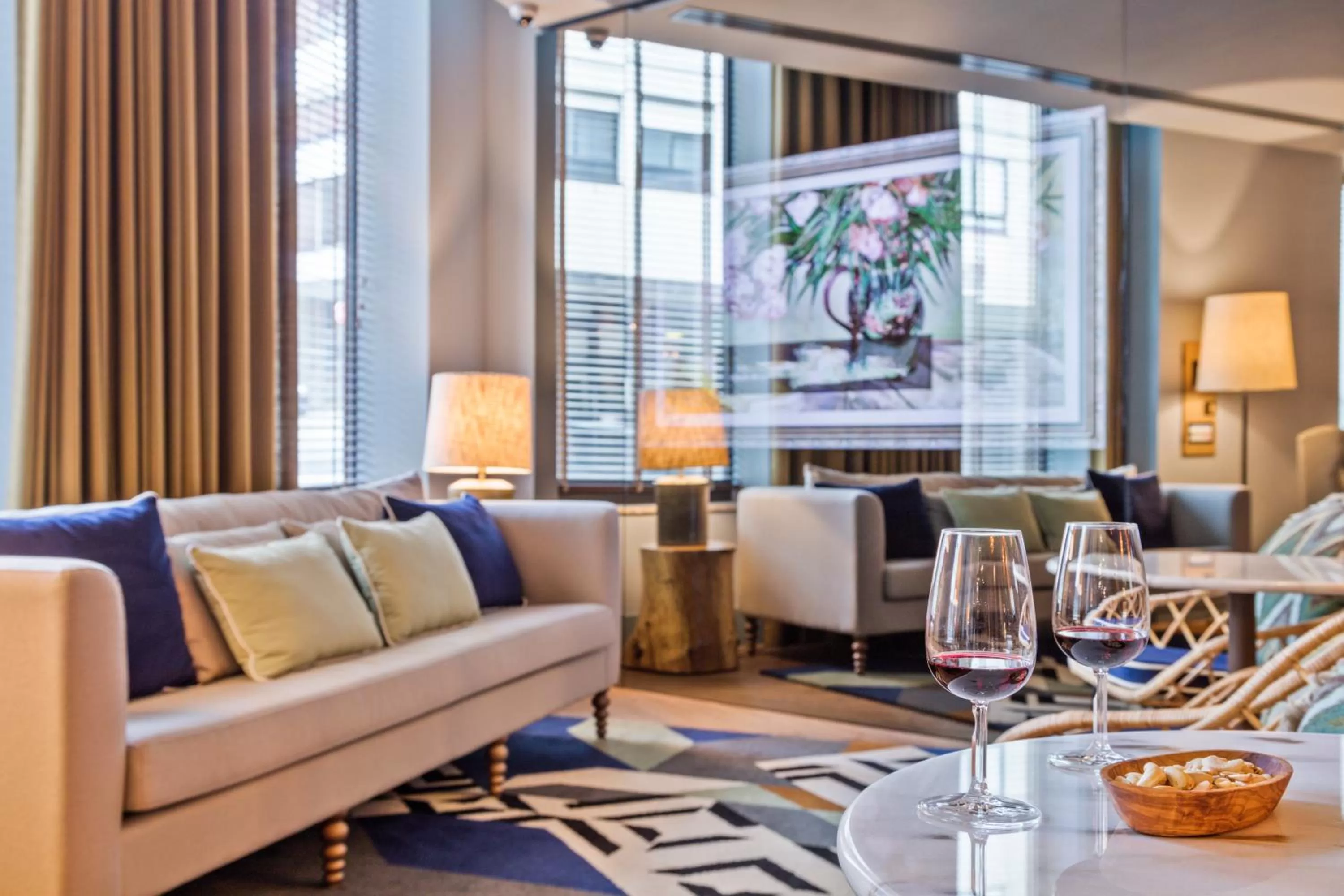 Restaurant/places to eat in Pur Oporto Boutique Hotel by actahotels