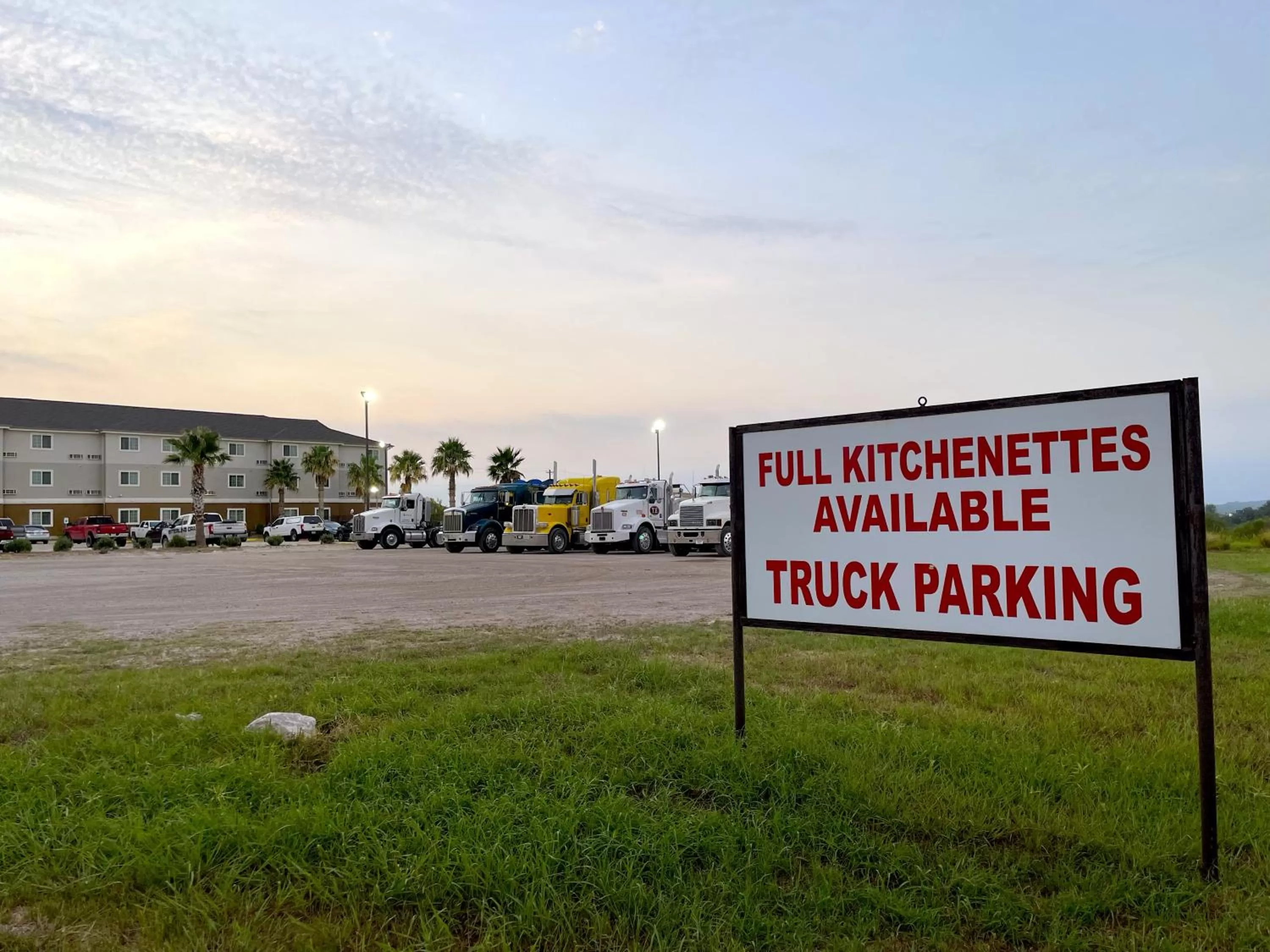 Property building in Super 8 by Wyndham Kenedy