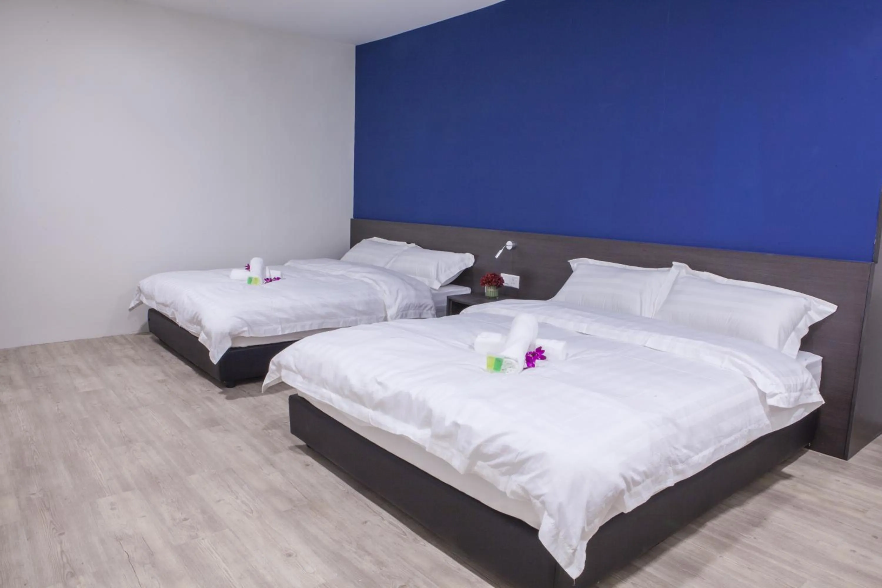 Photo of the whole room, Bed in Hotel Mezzo