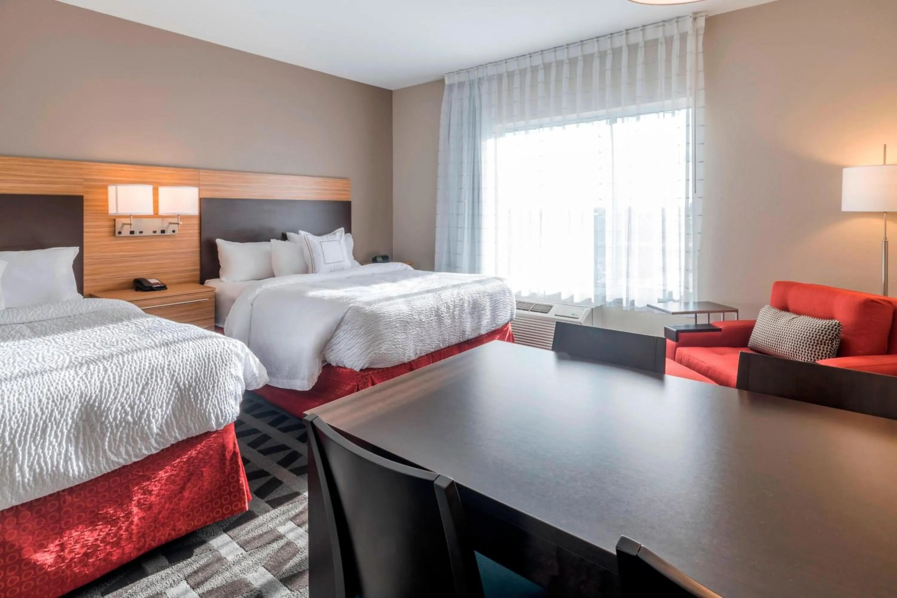 Bedroom, Bed in Towneplace Suites By Marriott Hays