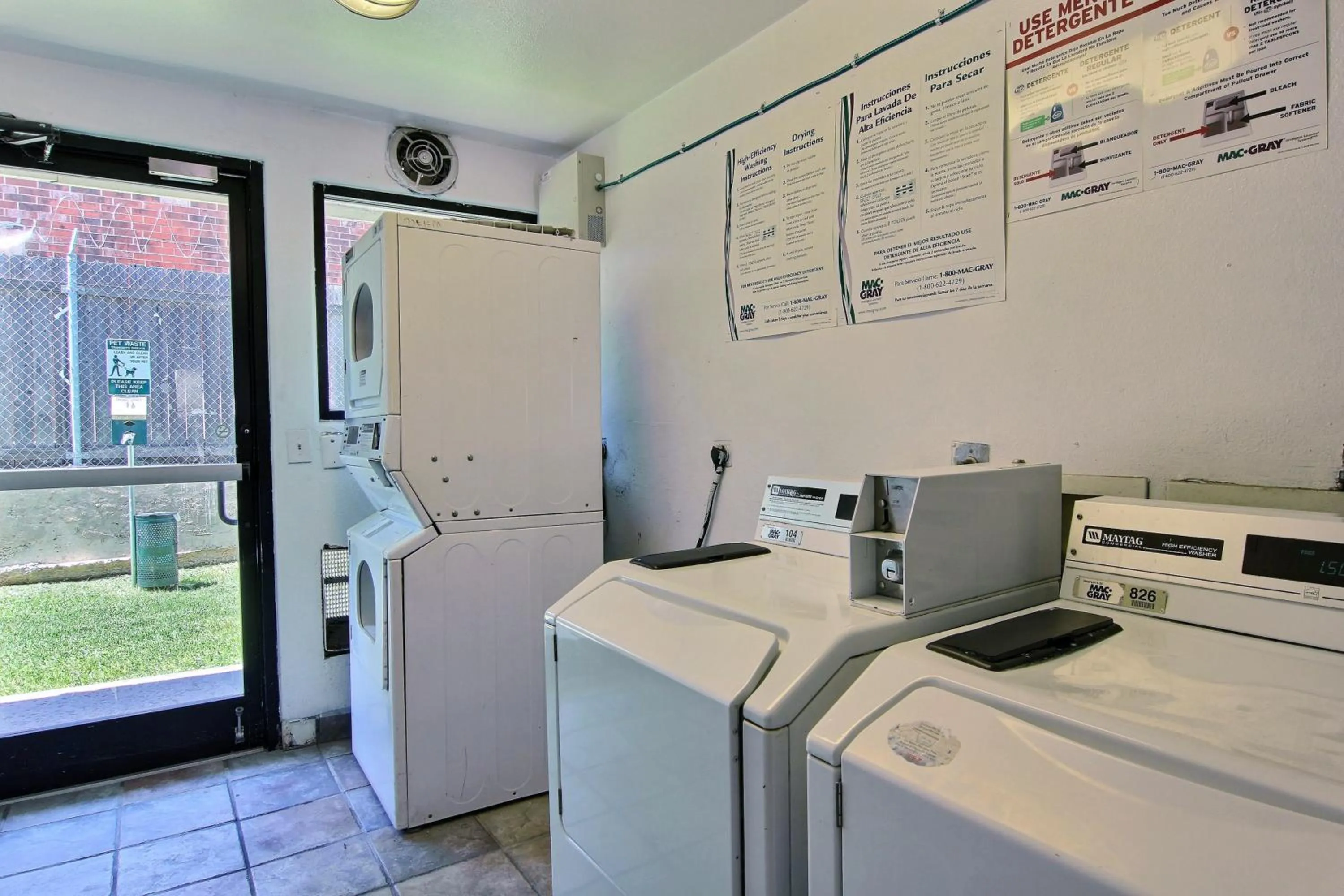 Other, Kitchen/Kitchenette in Motel 6-Austin, TX