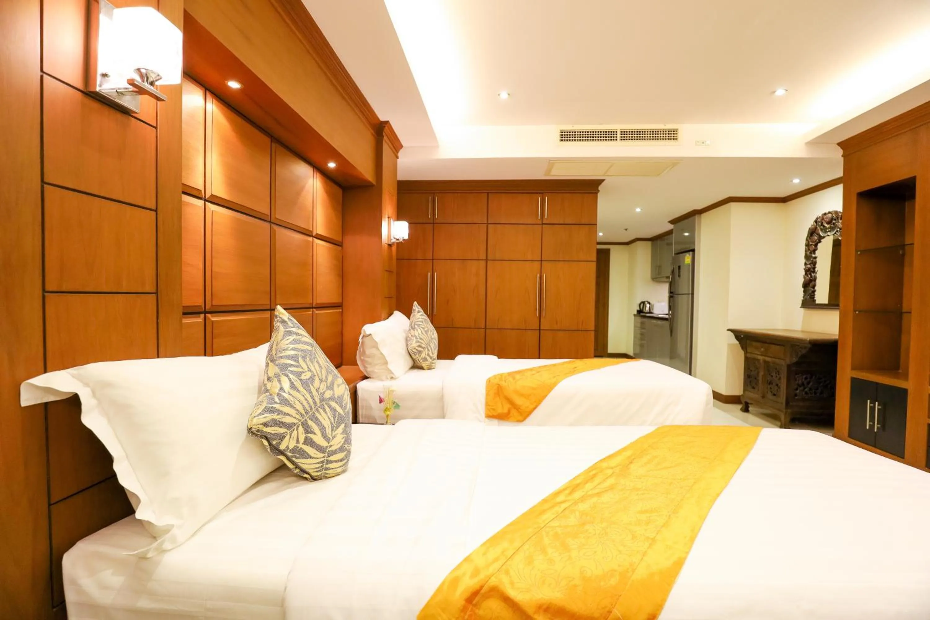 Bed in Tara Court Hotel