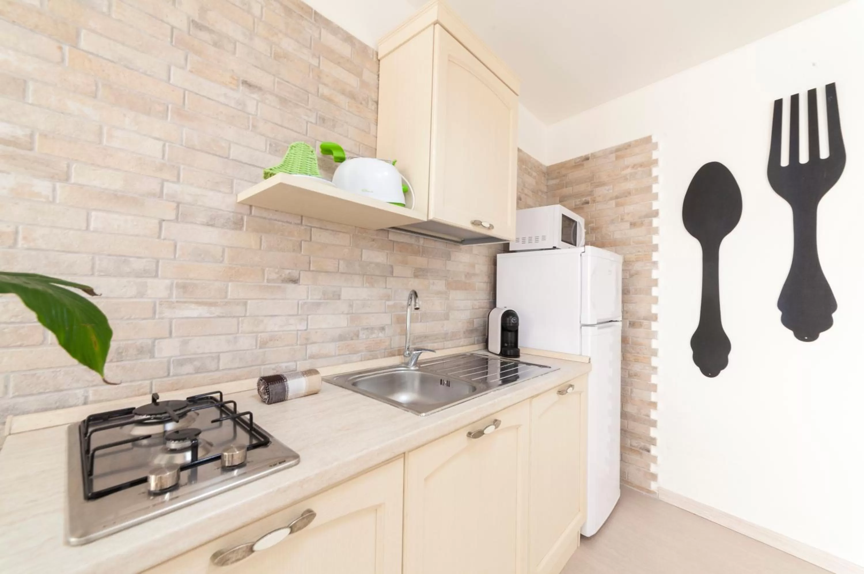 Food and drinks in Ortigia Terrace Sea View